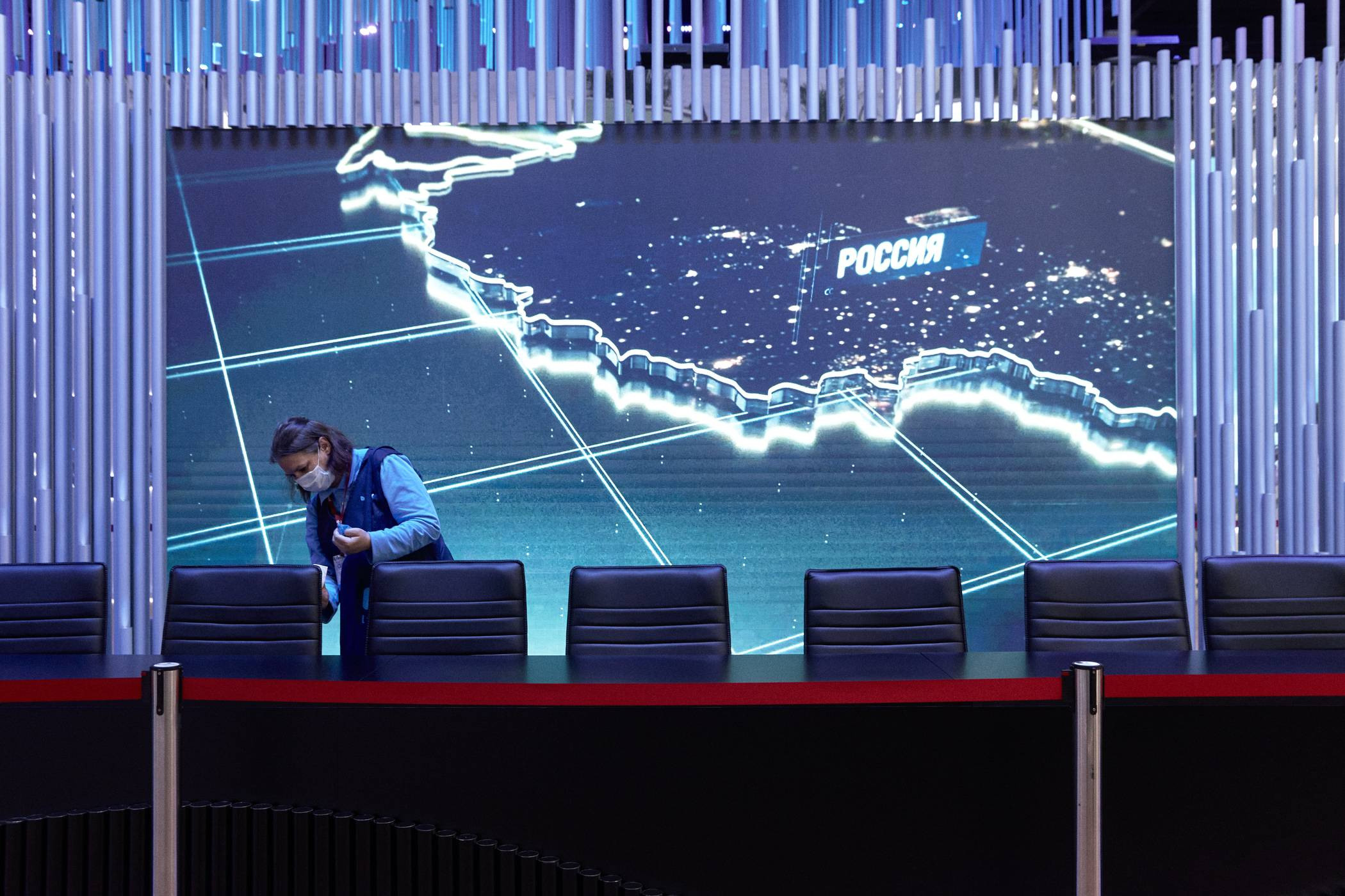 Труд. Денис Паунин — Фотографии