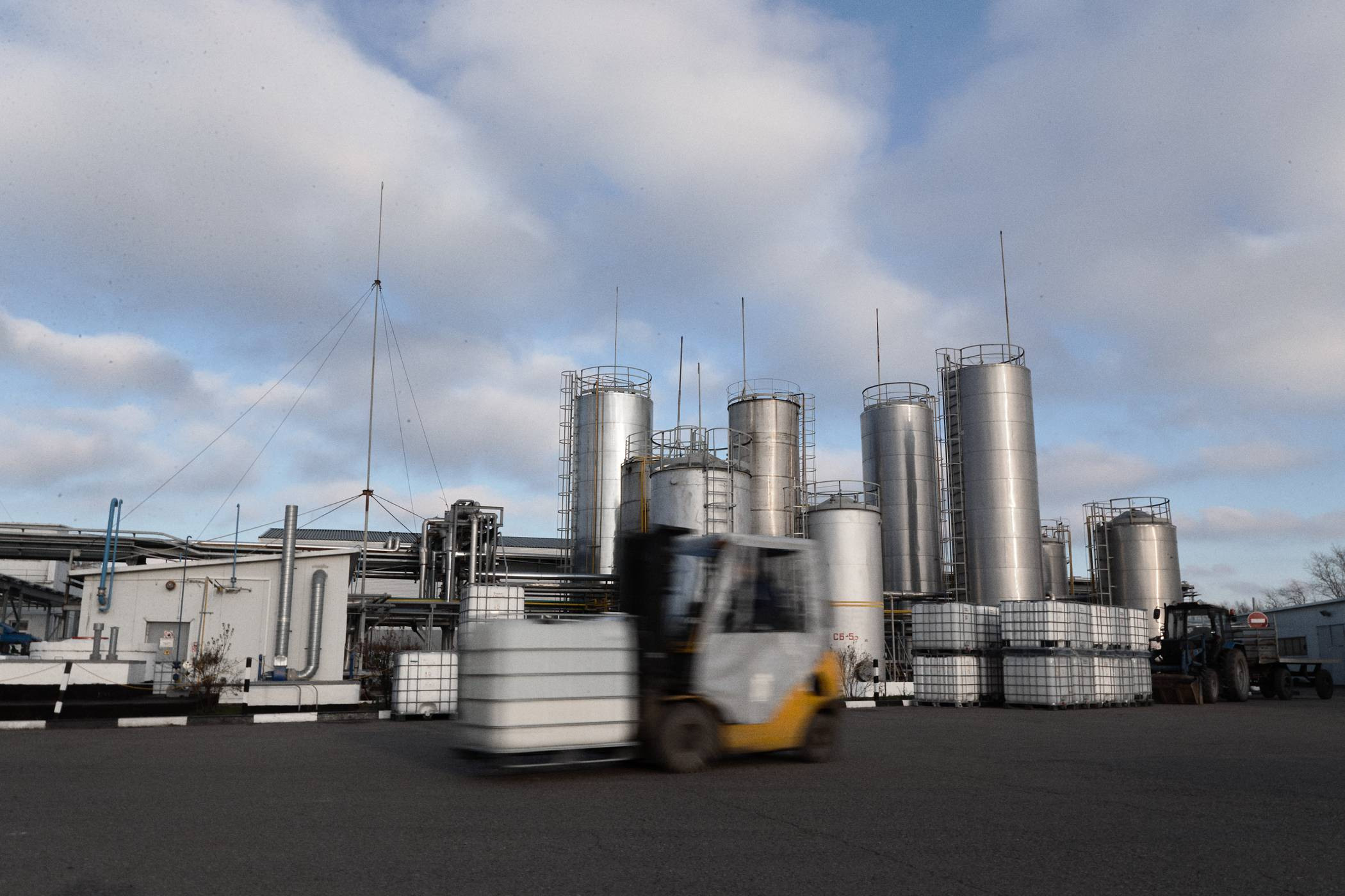 Труд. Денис Паунин — Фотографии
