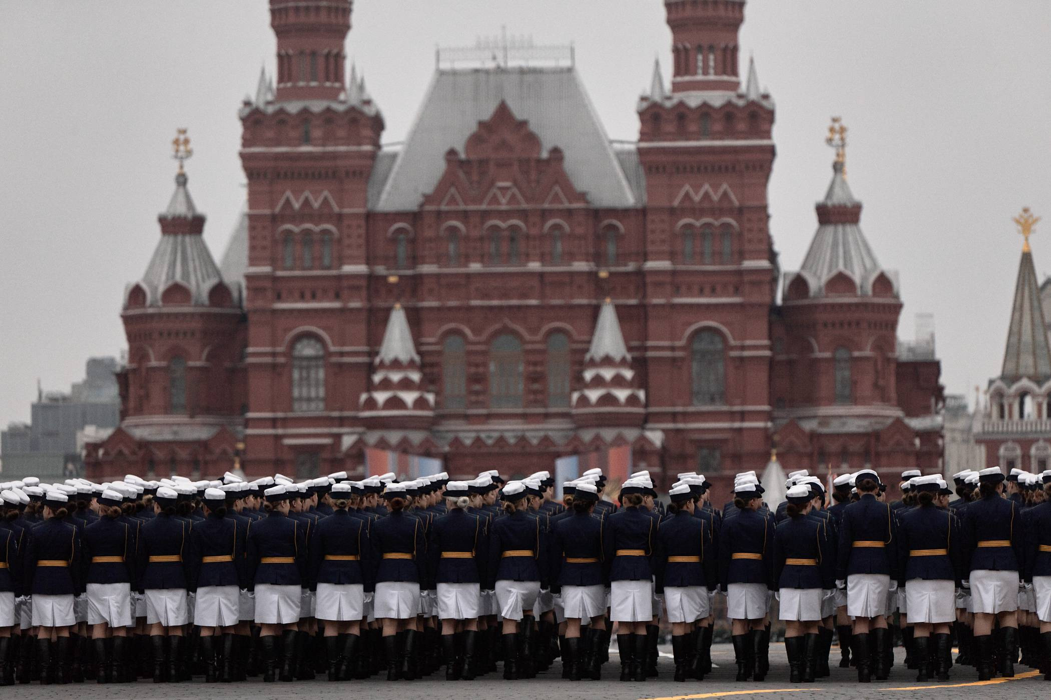 Труд. Денис Паунин — Фотографии