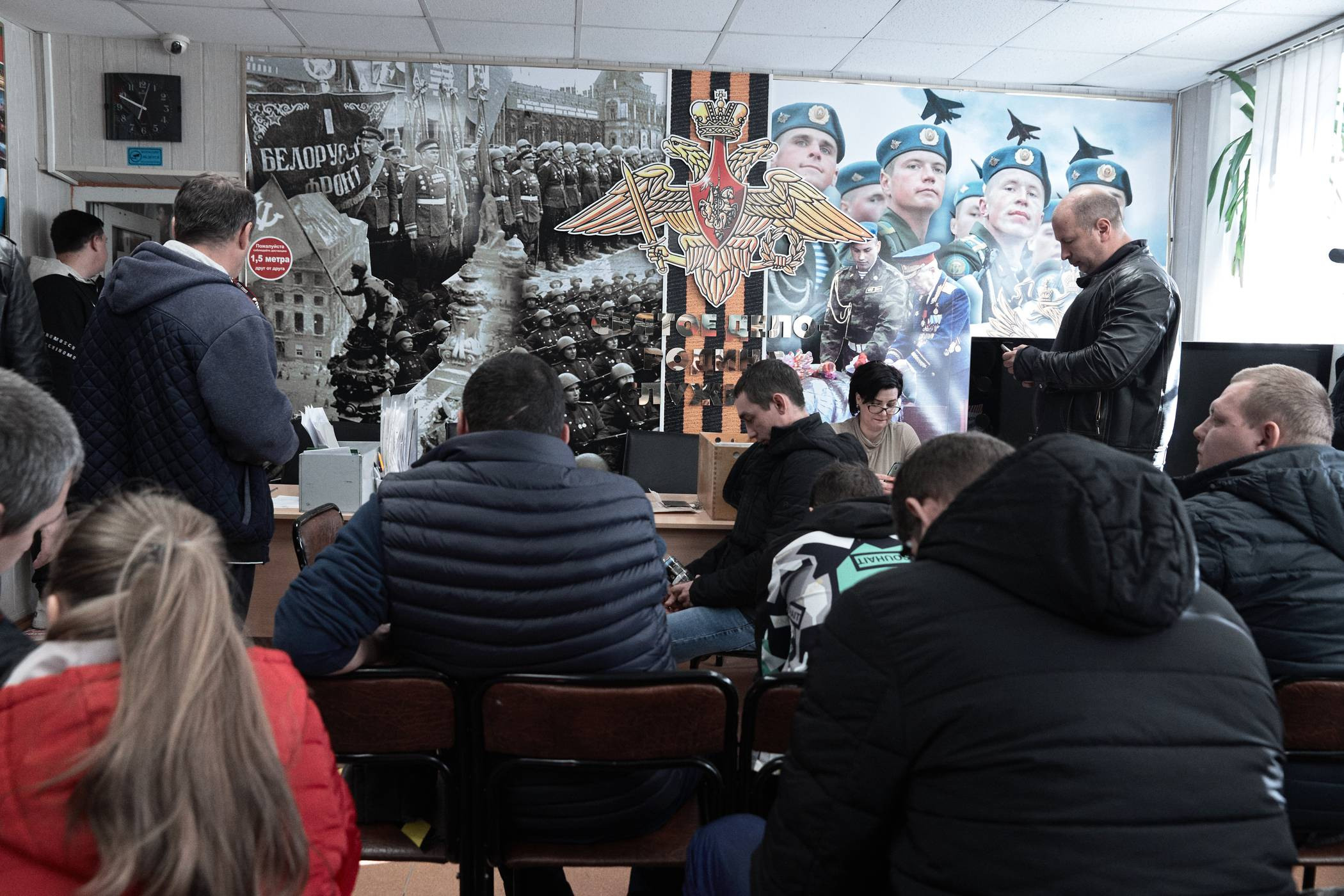 Труд. Денис Паунин — Фотографии