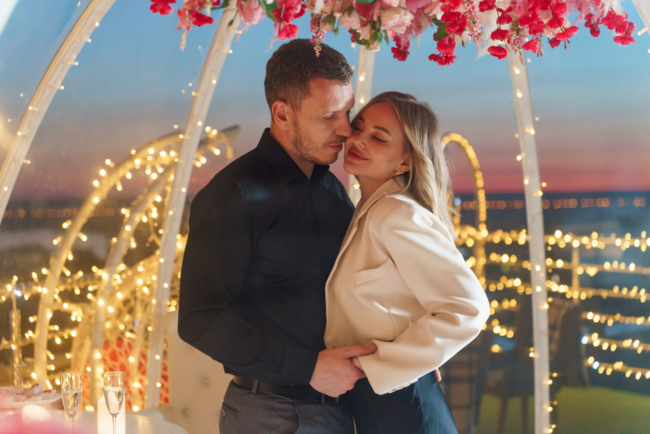Контент для компании «SkyLove». Свадебная съемка Санкт-Петербург / Александр Лихоманов