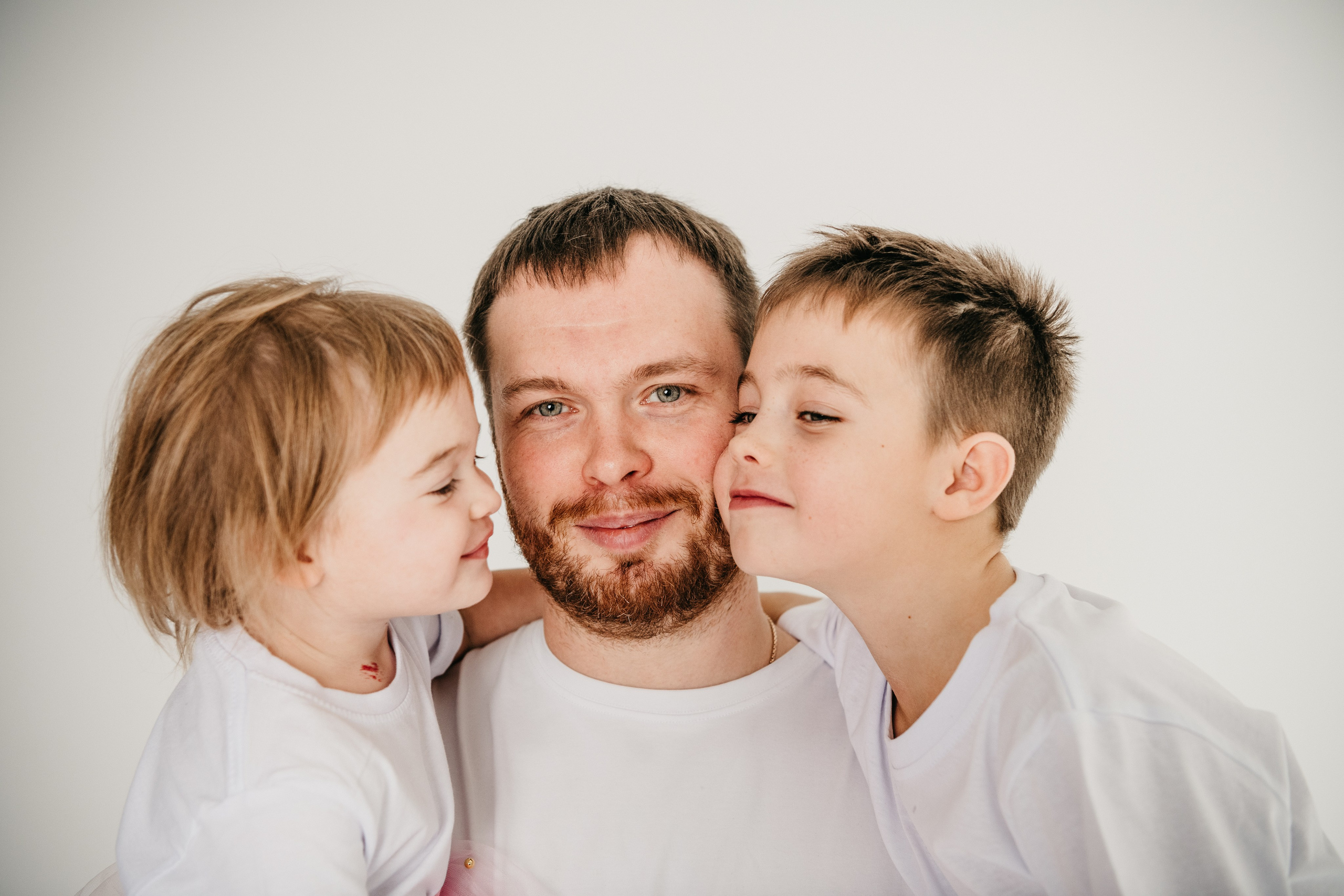 Есения с семьей. Фотограф на выписку из роддома в Москве и МО