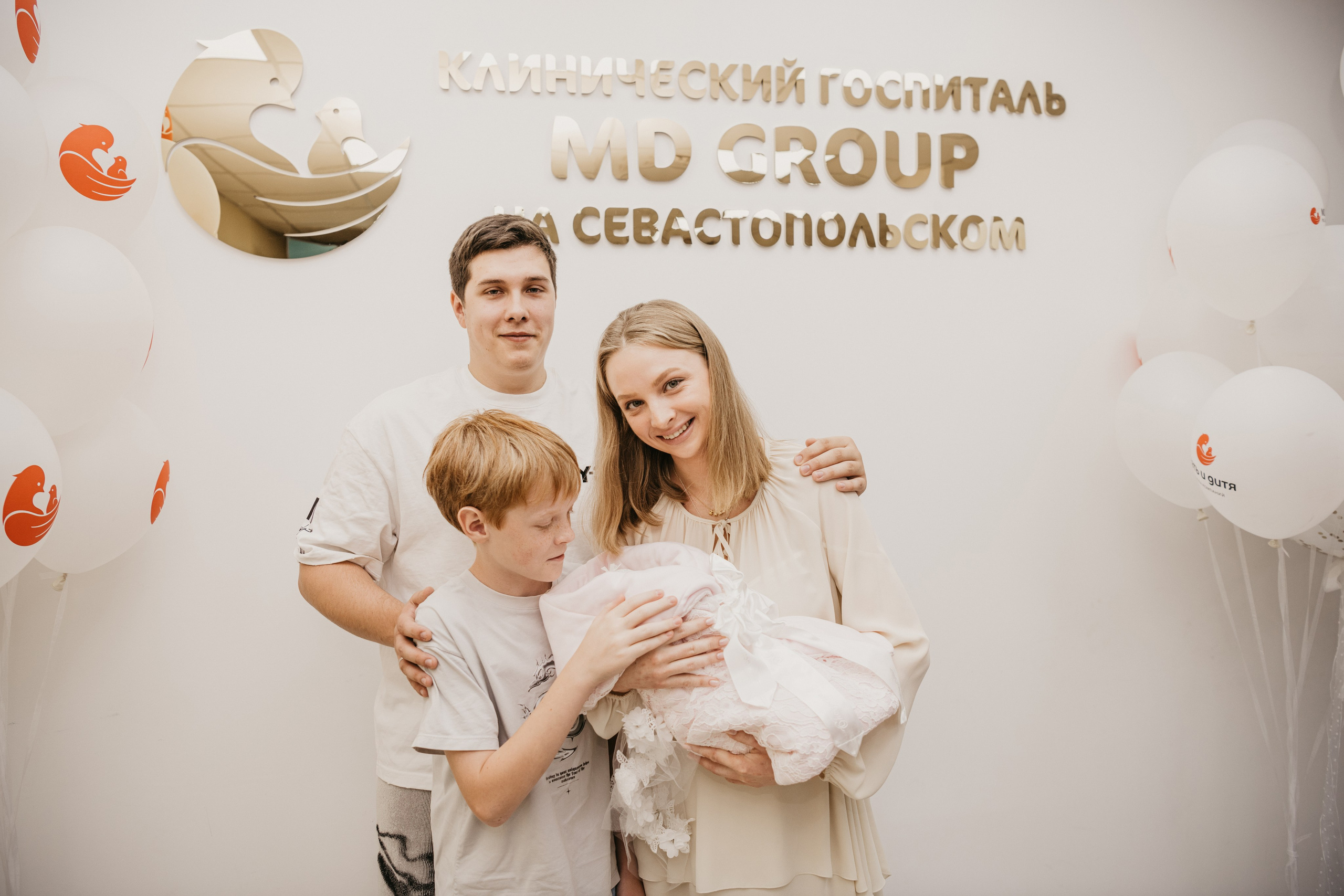 Выписка Виктории. Мать и дитя. Фотограф на выписку из роддома в Москве и МО