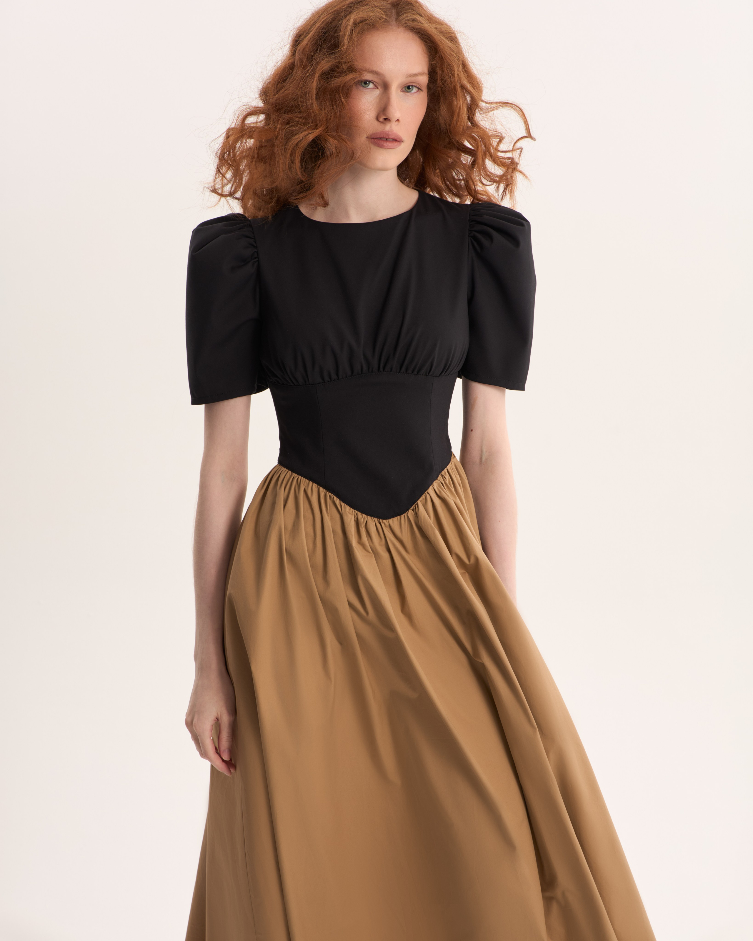 CAUZA. Фотограф для брендов из Санкт-Петербурга Элина Каспаравичюс