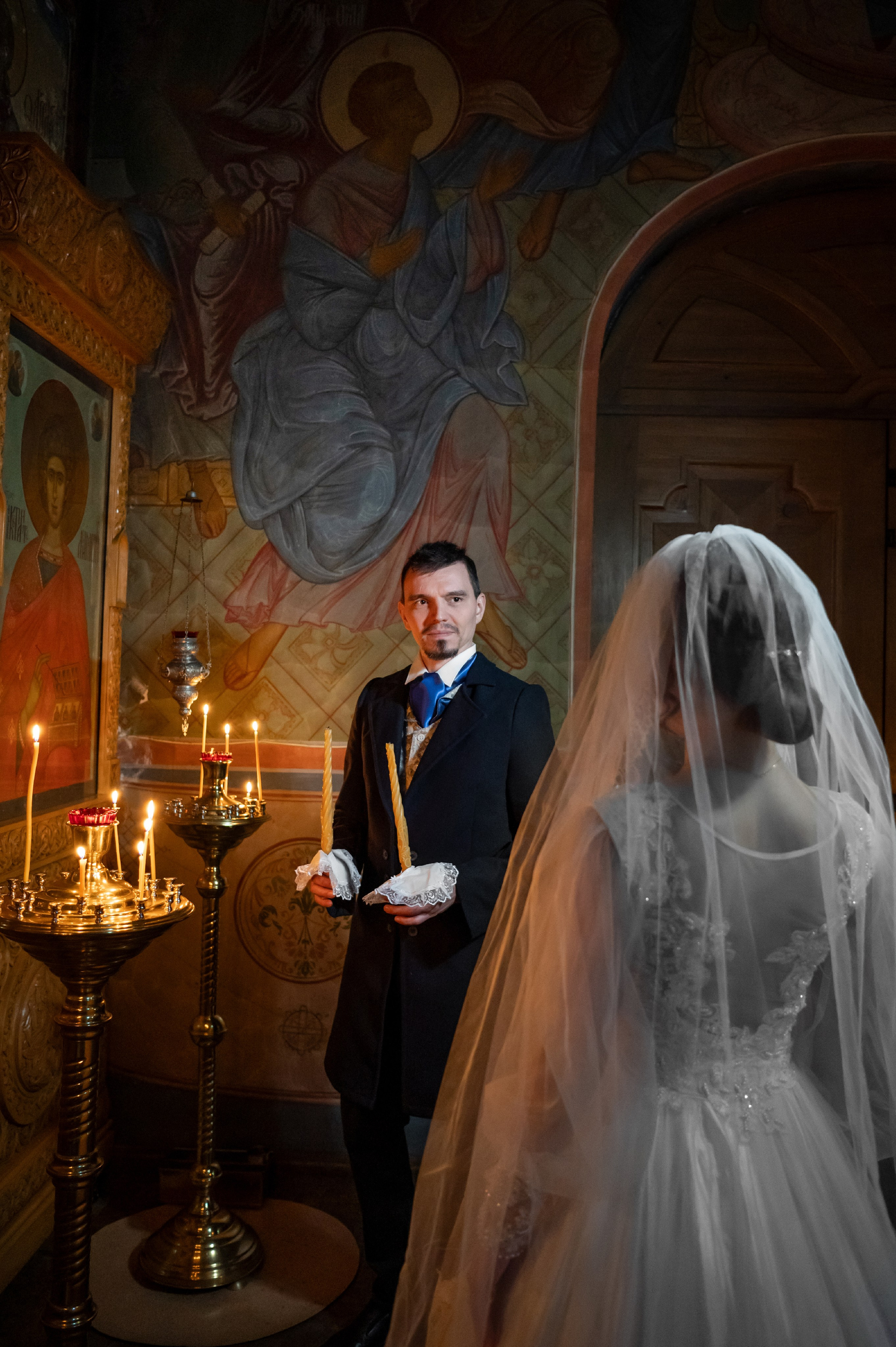 Таинство Венчания. Церковь Святых мучеников, бессребреников и чудотворцев Космы и Дамиана в г. Жуковский. Детский и семейный фотограф г. Москва Оксана Катаджи