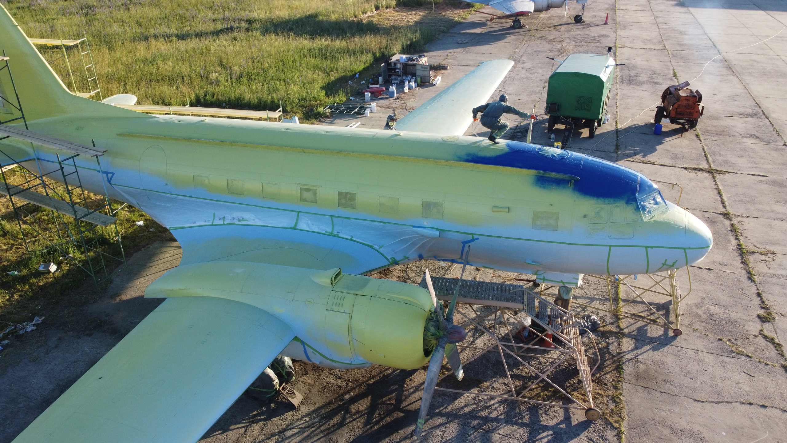 Ил-14Т «Голубая Мечта» — покраска (2022г). Фотоальбом показывающий увлекательный мир авиации и мир медведей Андрея Иванова