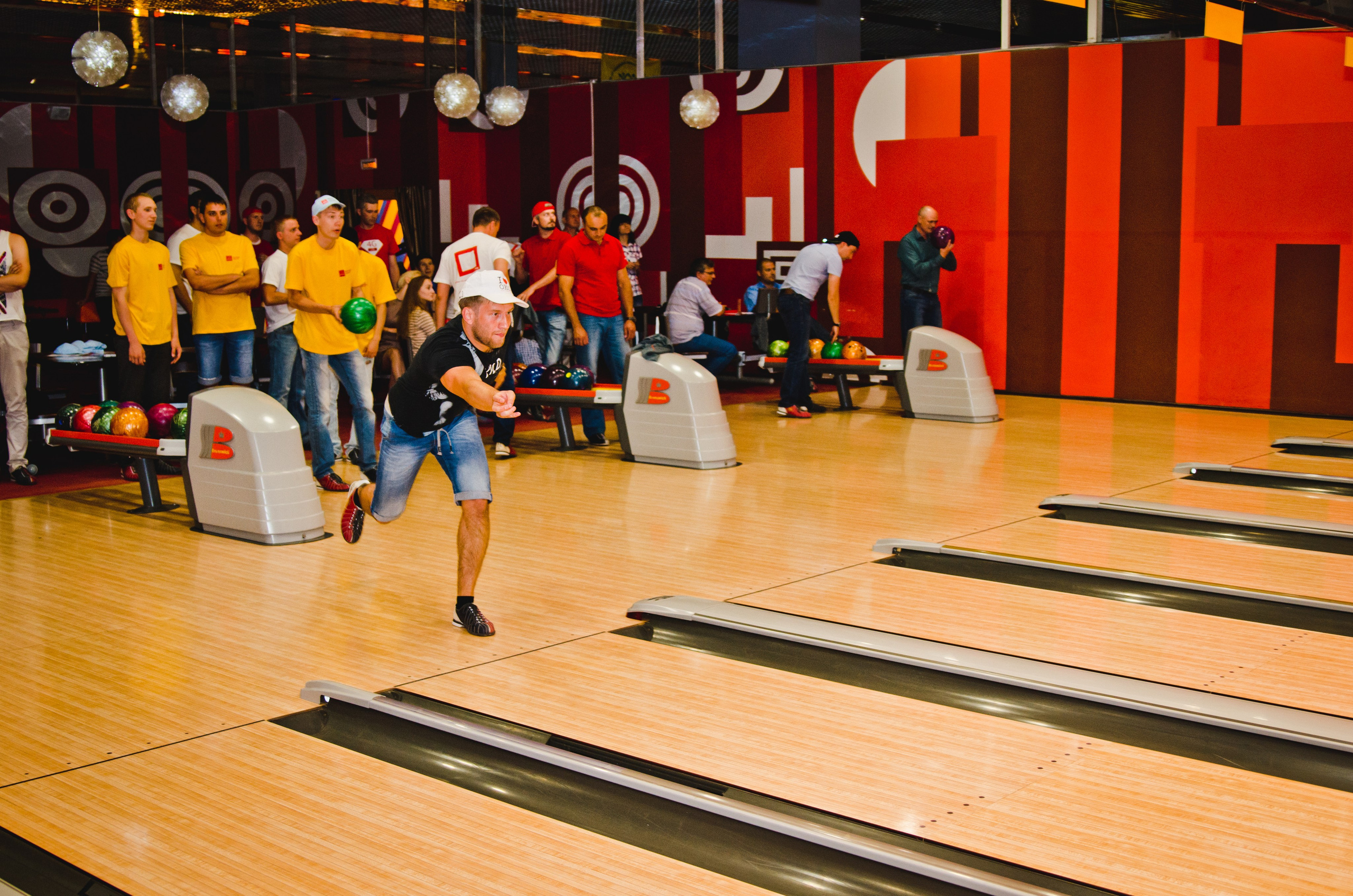 Копоратив.МТС-Теле2-Ростелеком.Боулинг. Свадебный и семейный фотограф Денис Лукьянов в Краснодаре, Краснодарском крае и Республике Крым