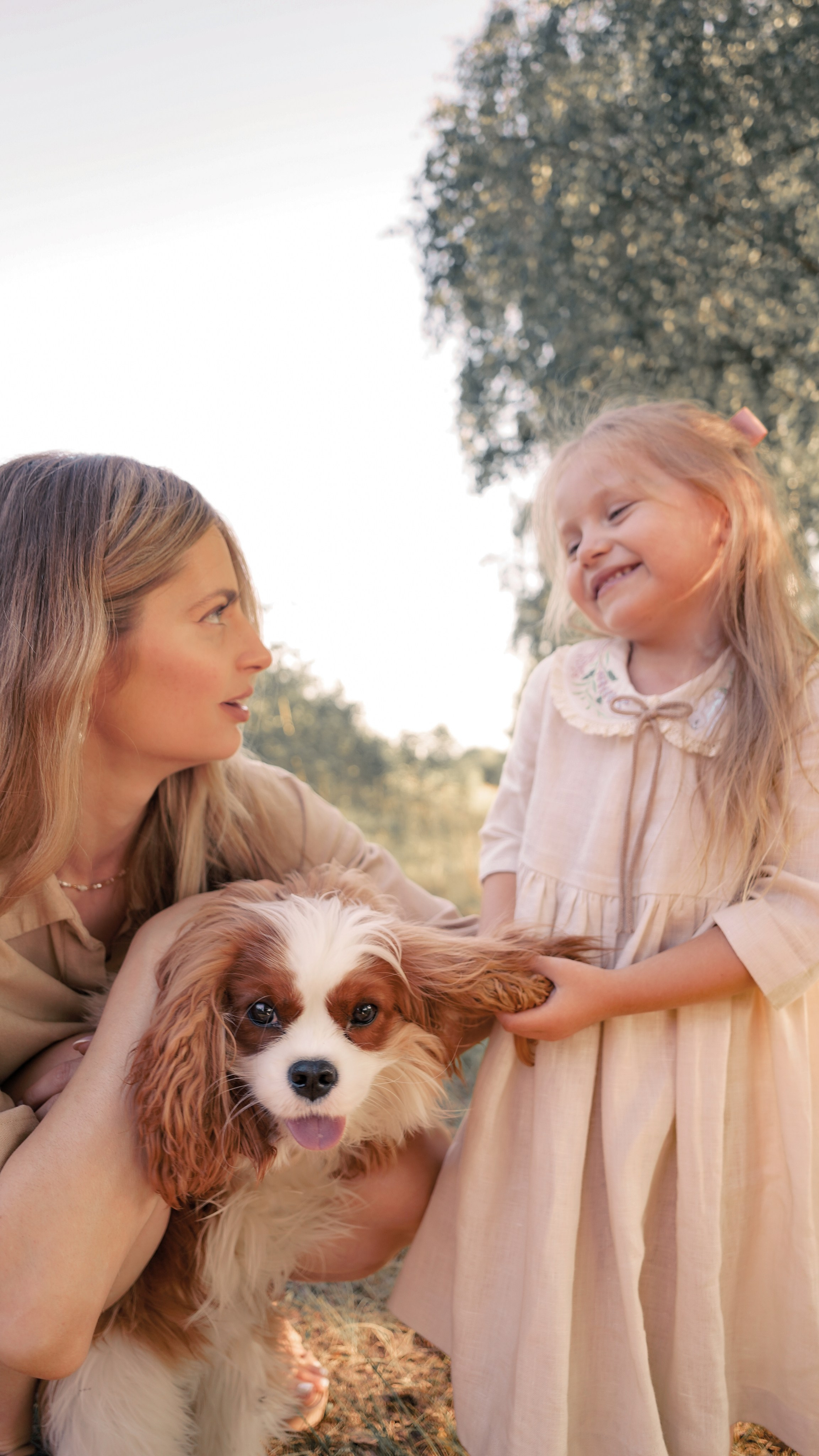 Семейная фотопрогулка. Фотограф Надежда Жемкова. Фотосъёмка, ретушь, фотомонтаж для вас и вашего бизнеса