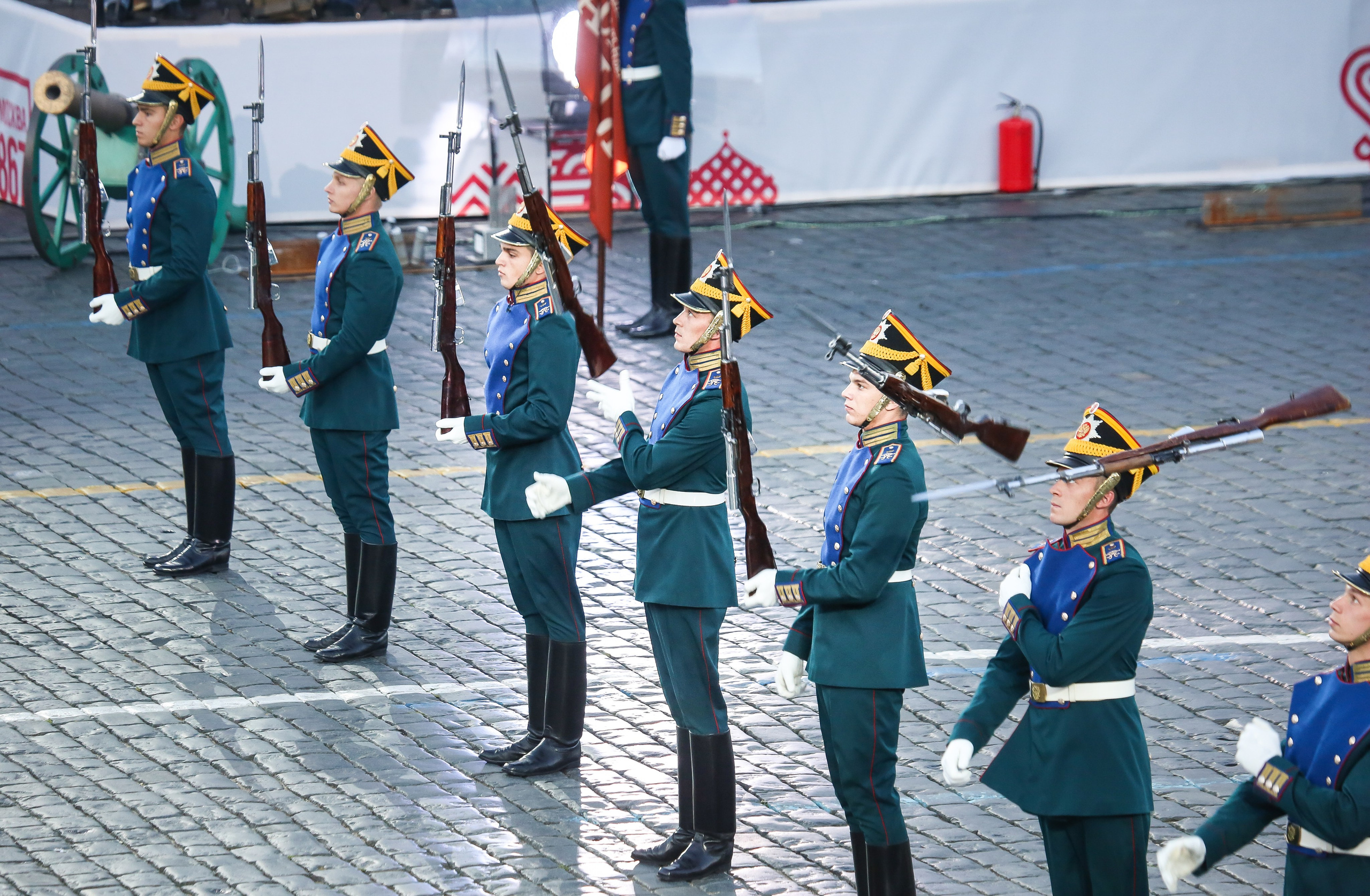 Фестиваль «Спасская башня» — 2014. Дарья Письменюк / Darya Leitstern — фотограф, музыкант, журналист, путешественник