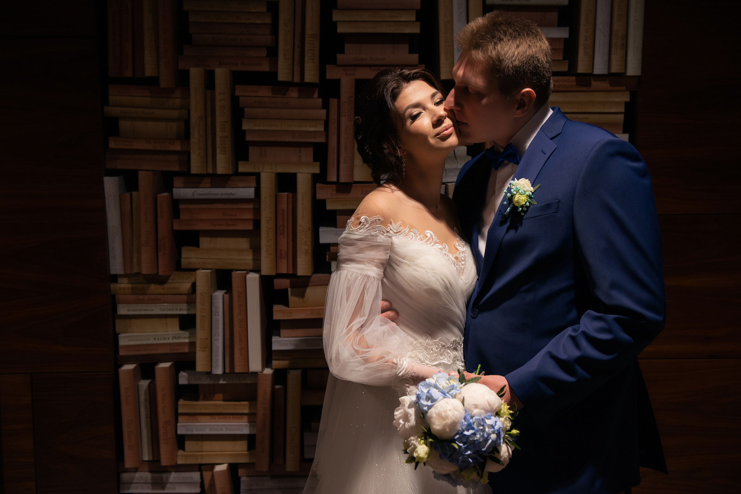 Анонс свадьбы. Влад и Елена. Свадебный и семейный фотограф Александр Клюев