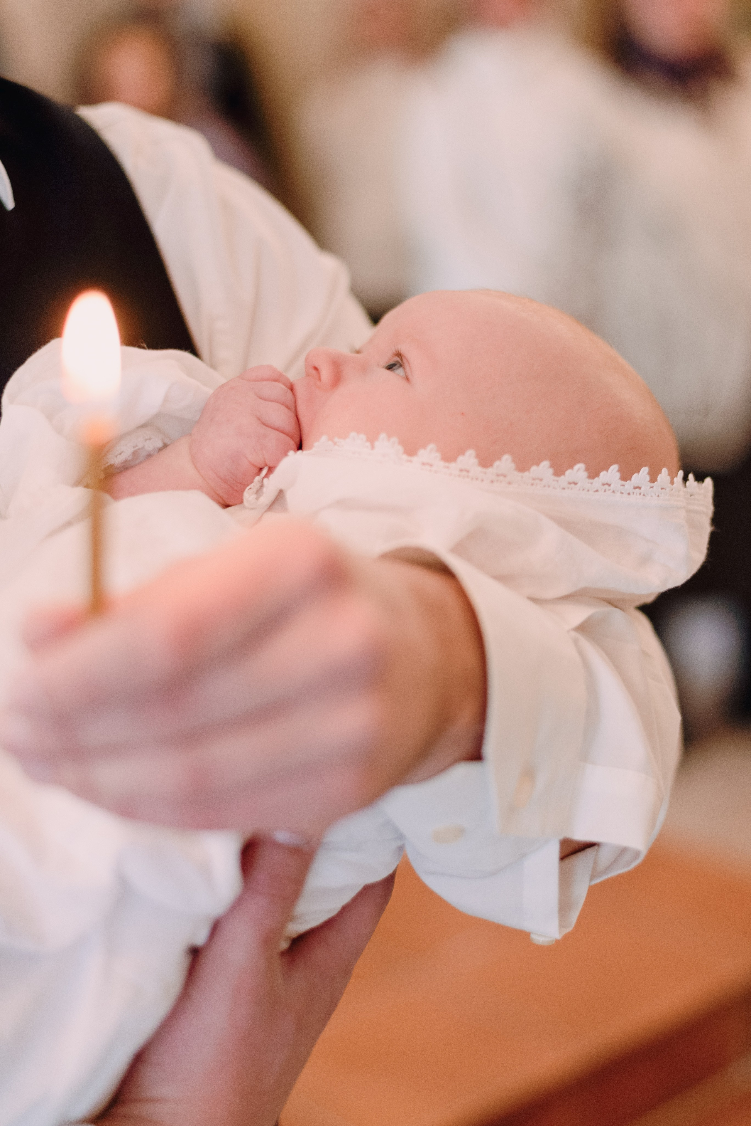 Фотосессия крещение в Москве. Свадебный фотограф в Москве Дина Виннер