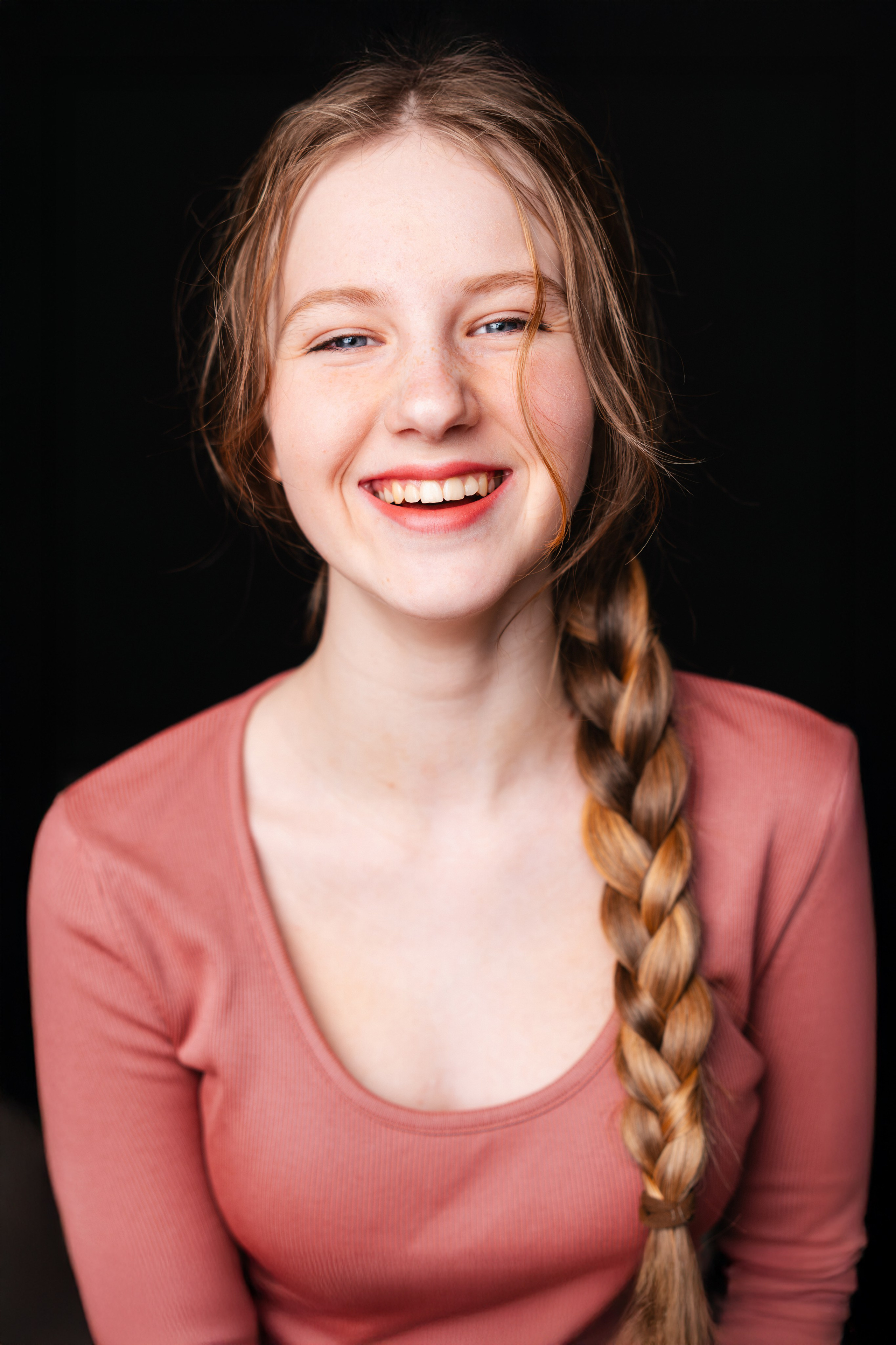 Актёрское портфолио. Фотограф и видеограф Арина Семёнова