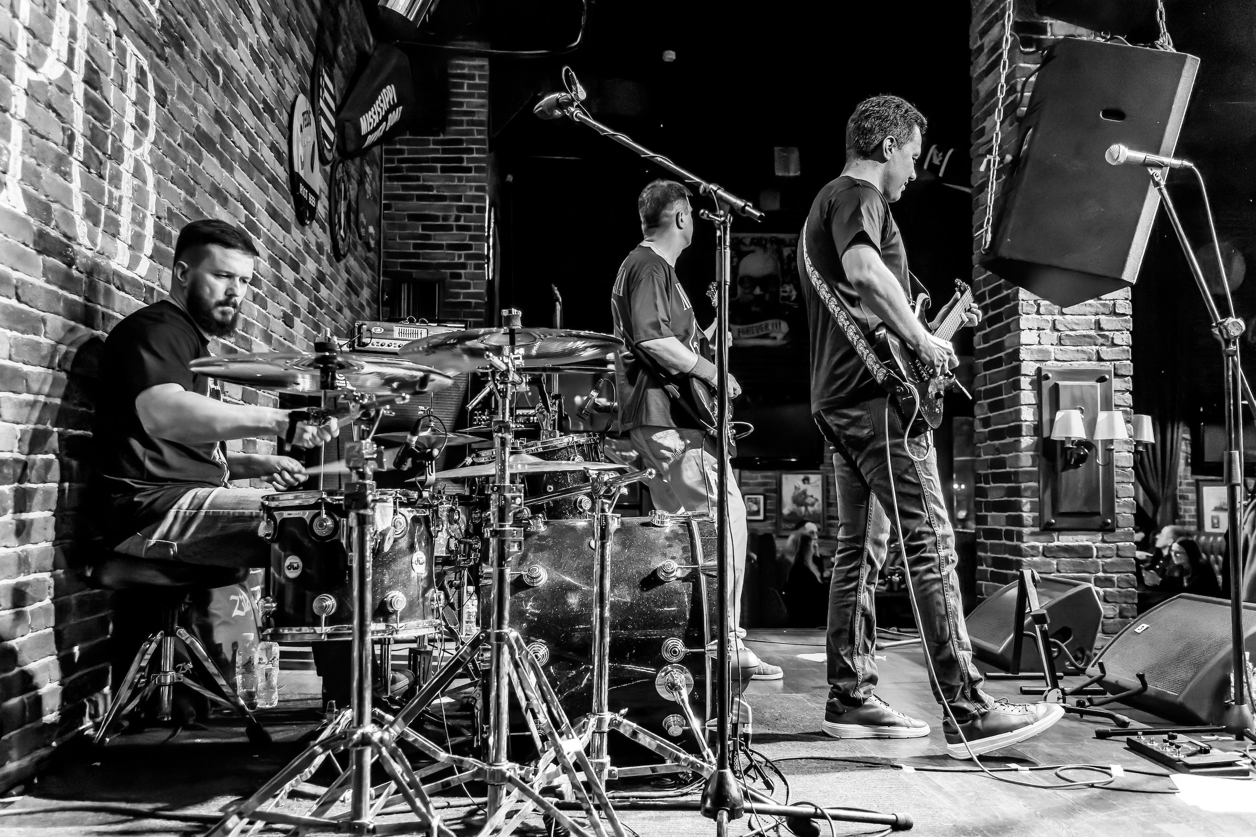 LifePub 29.03.2023. Московская кавер-группа BankBand