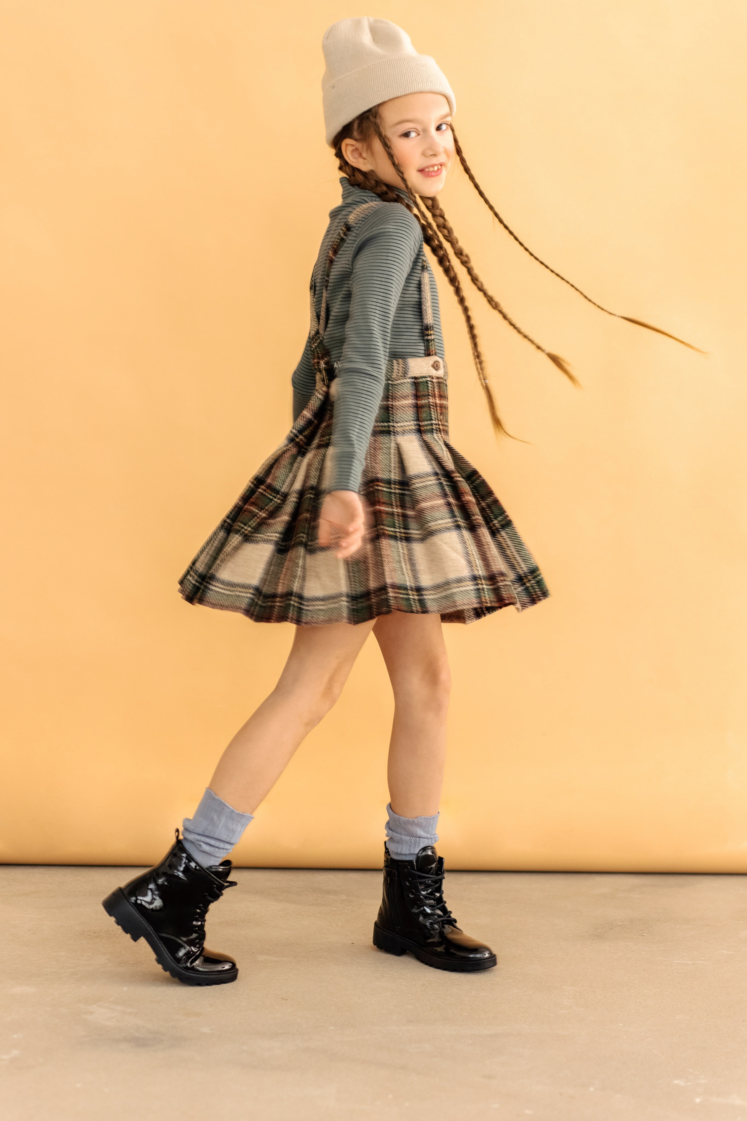 Полина Д. ТМ Продакшн — Съемка для маркетплейсов в Москве