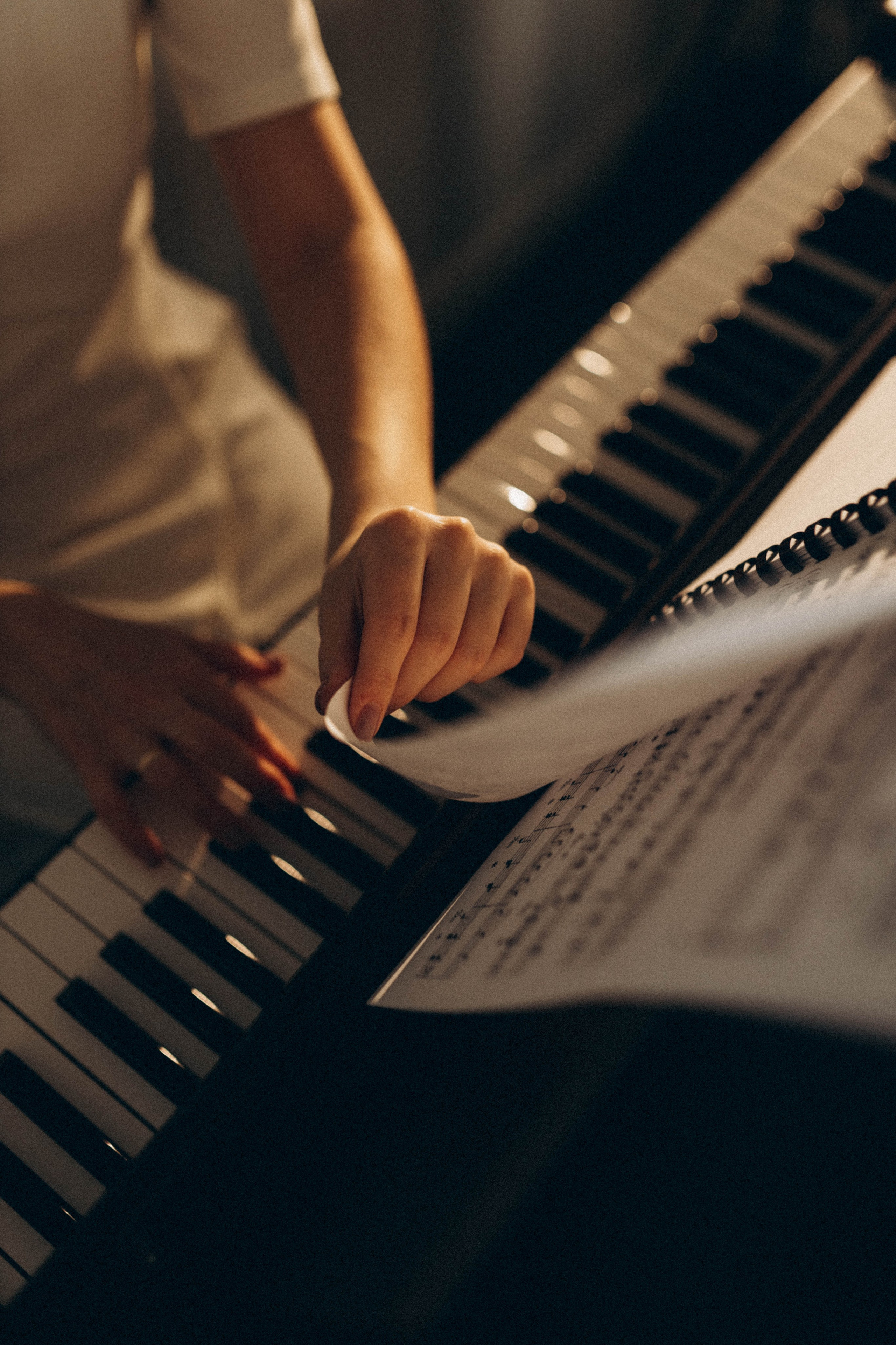 Преподаватель музыки