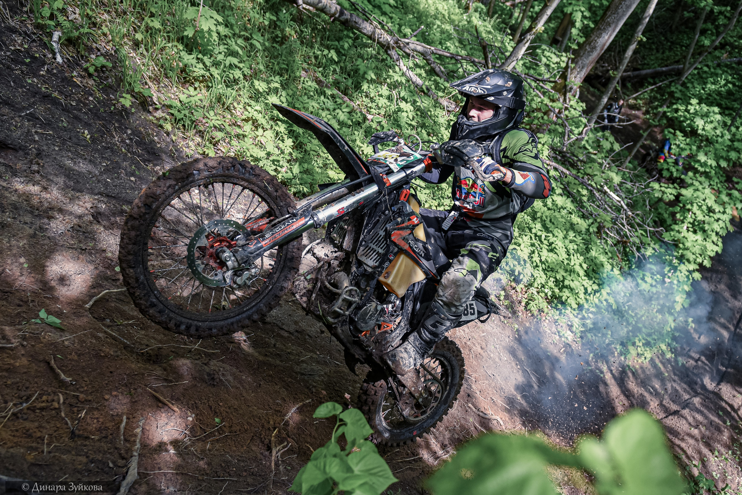На местности. Каменки. Этап II. Мотофотограф в Нижнем Новгороде Динара Зуйкова
