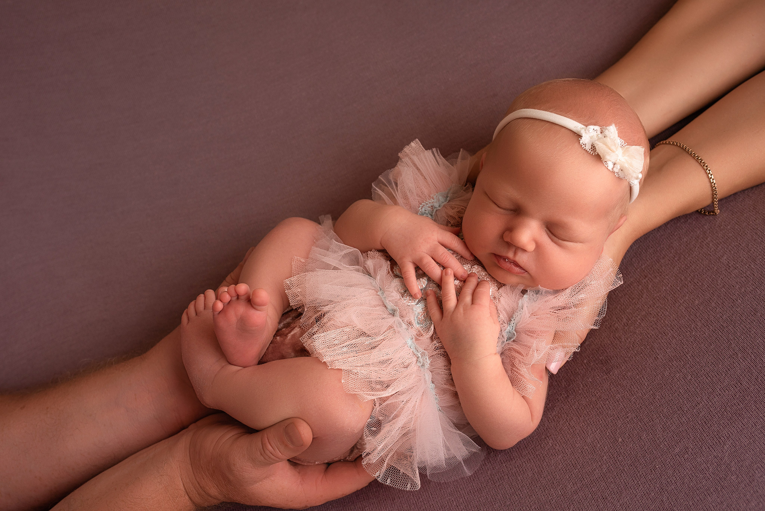 Новорождённые девочки. Детский фотограф новорождённых в Минске Боровик Екатерина