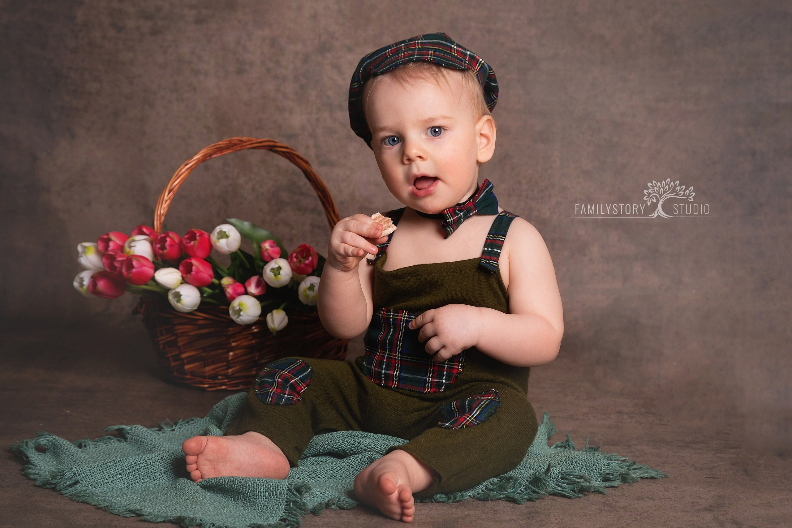 Весенний фотопроект с тюльпанами и мимозой. ФОТОГРАФ НА ГОДИК, БЕРЕМЕННОСТИ, НОВОРОЖДЕННЫХ, КРЕЩЕНИЯ МОСКВА