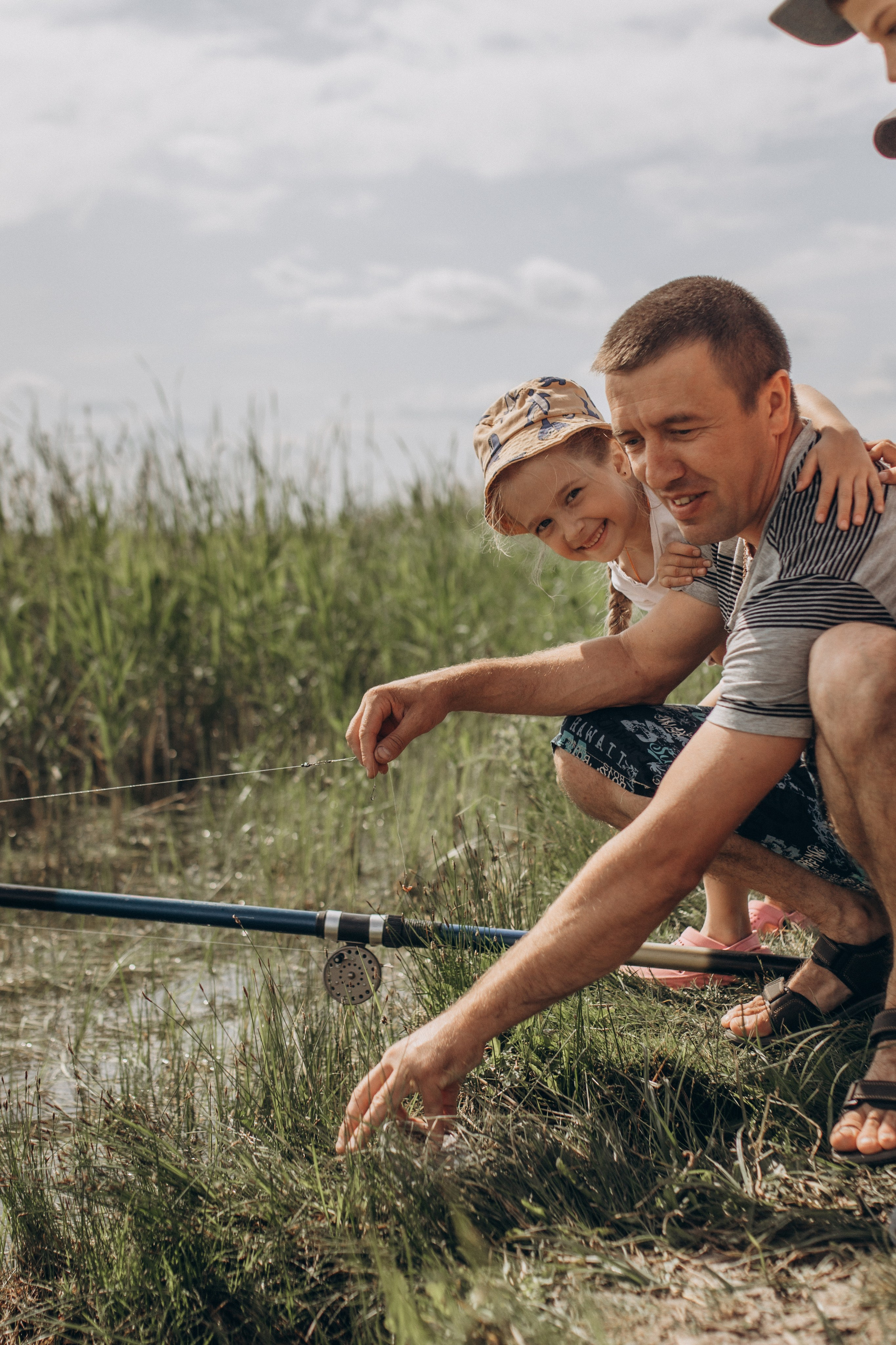 Семейная рыбалка. Семейный фотограф lifestyle в Новосибирске Елена Шпилевая
