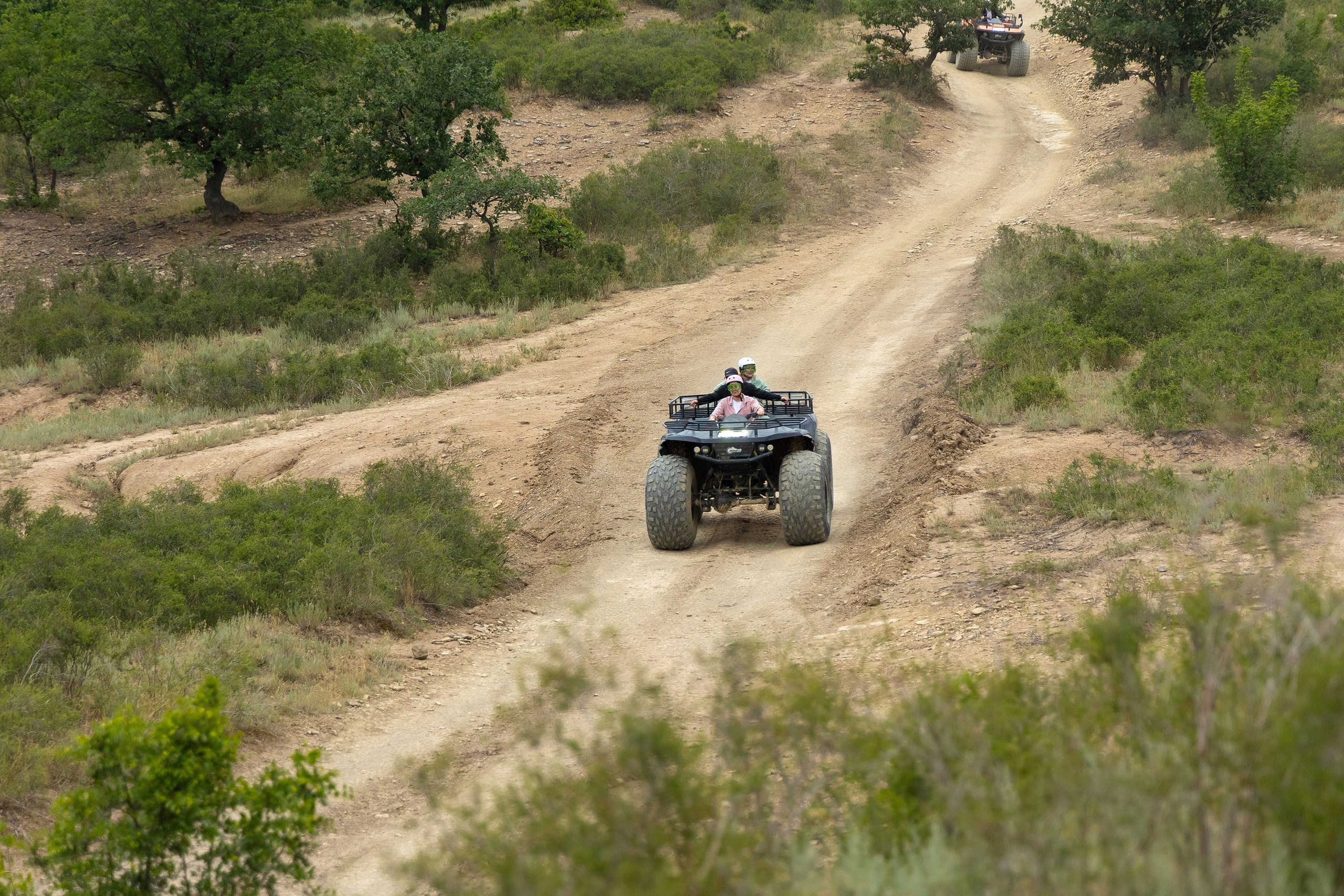Выездное фотосопровождение туристов. Свадебный и семейный фотограф в Каспийске Алёна Нурмагомедова