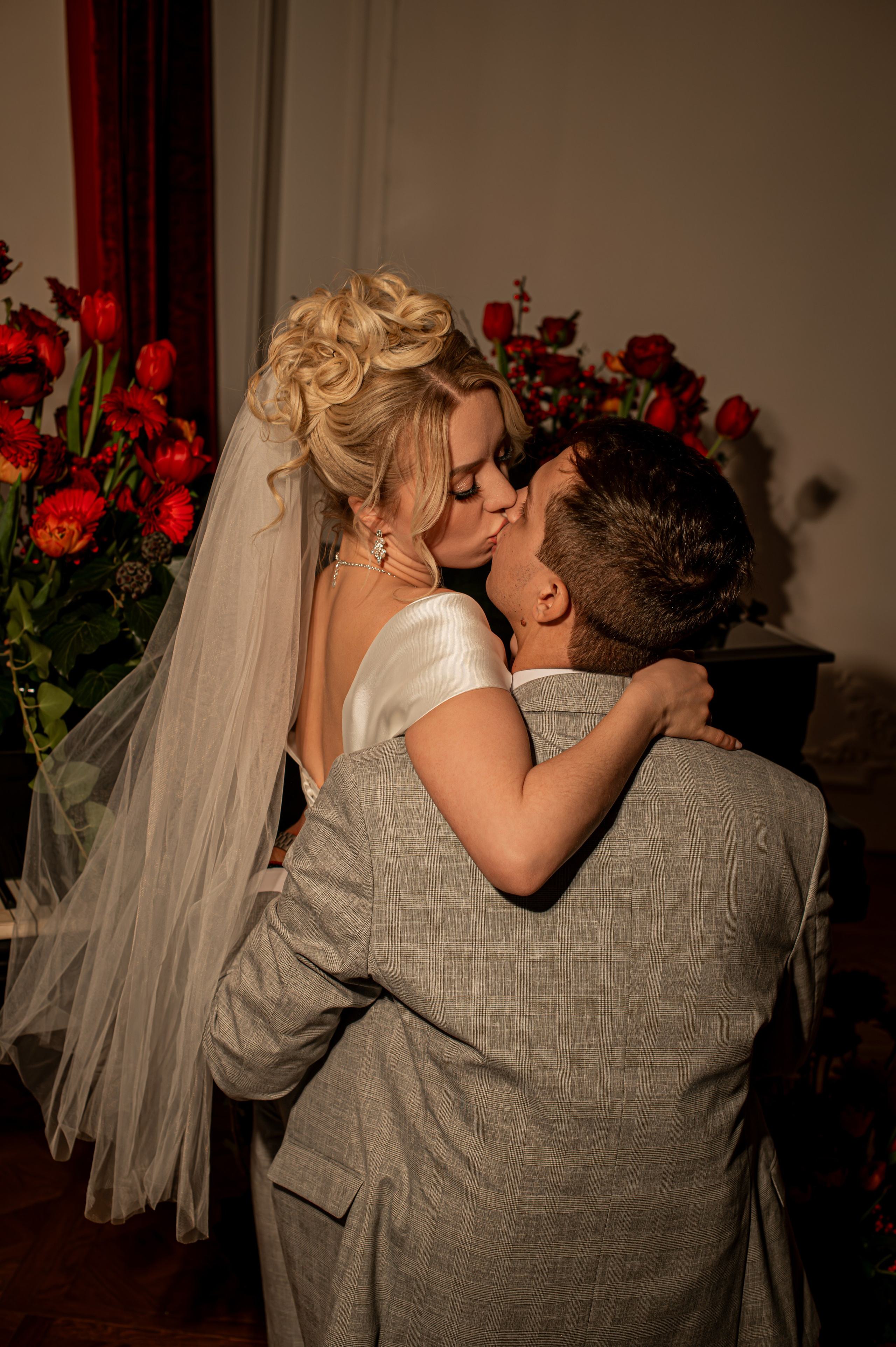 Съемка в студии, гостинице. Семейный и свадебный фотограф в Донецке Донская Анастасия