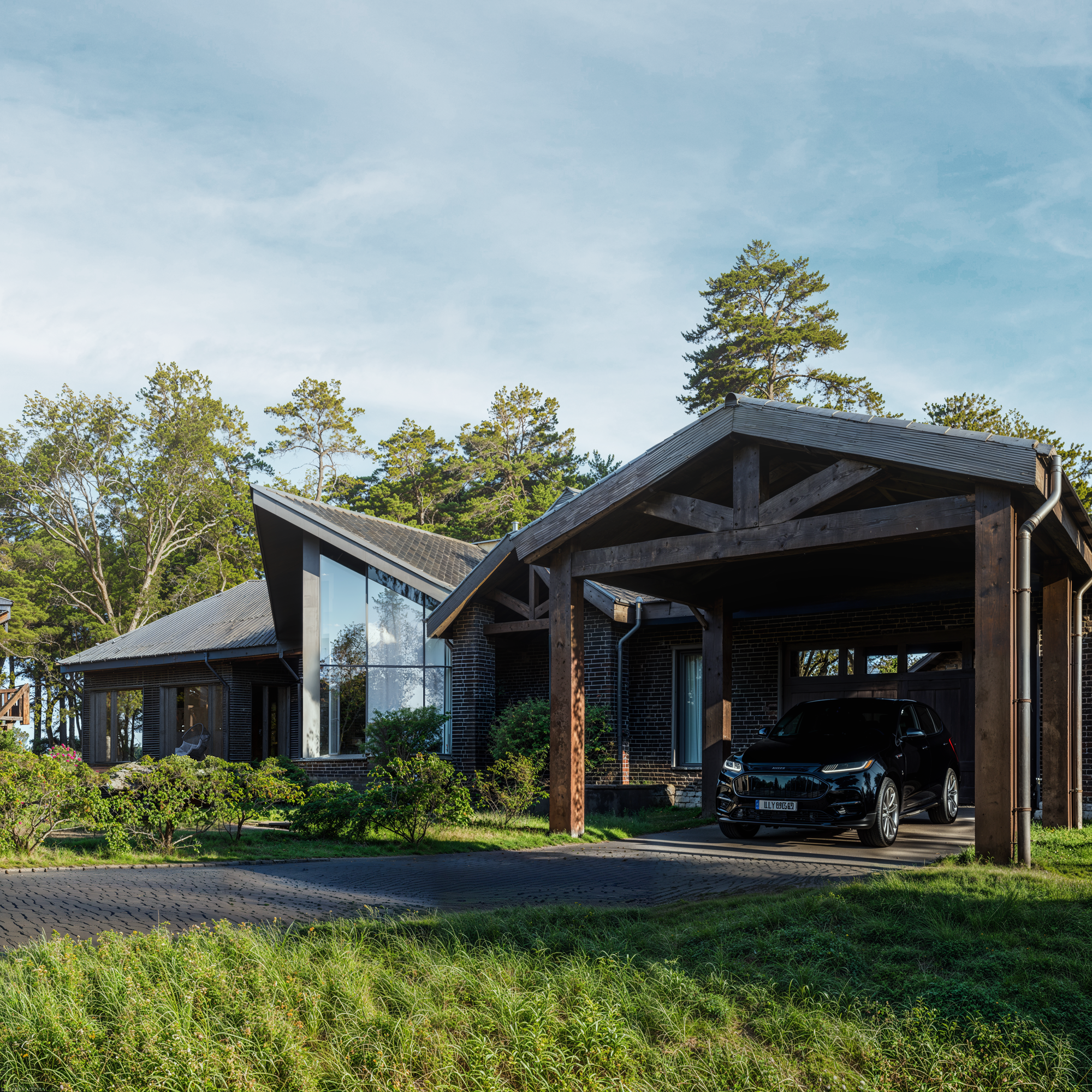 Загородный коттедж. Главная