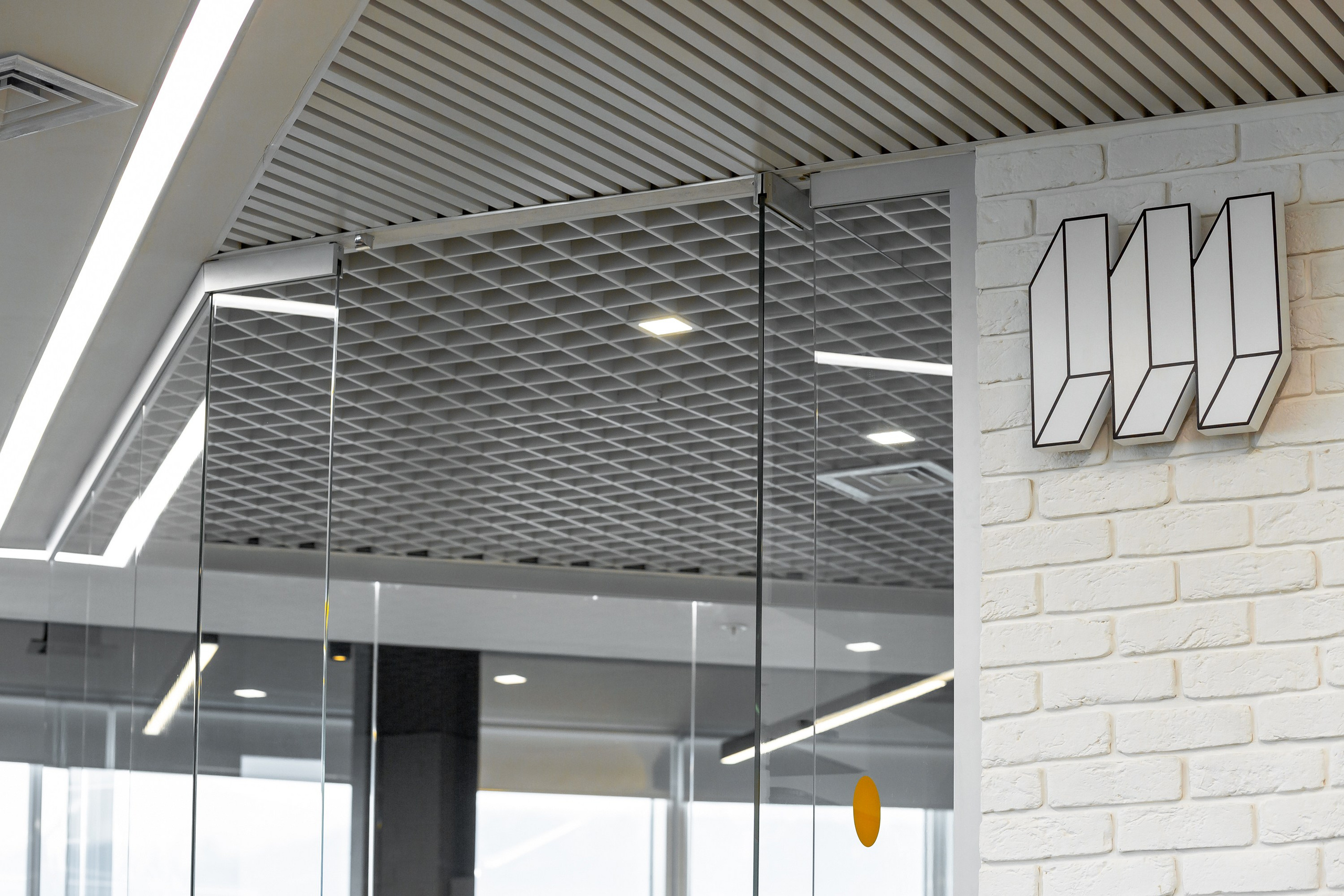 Mercure space. Репортажный фотограф в Алмате Чумаков Георгий