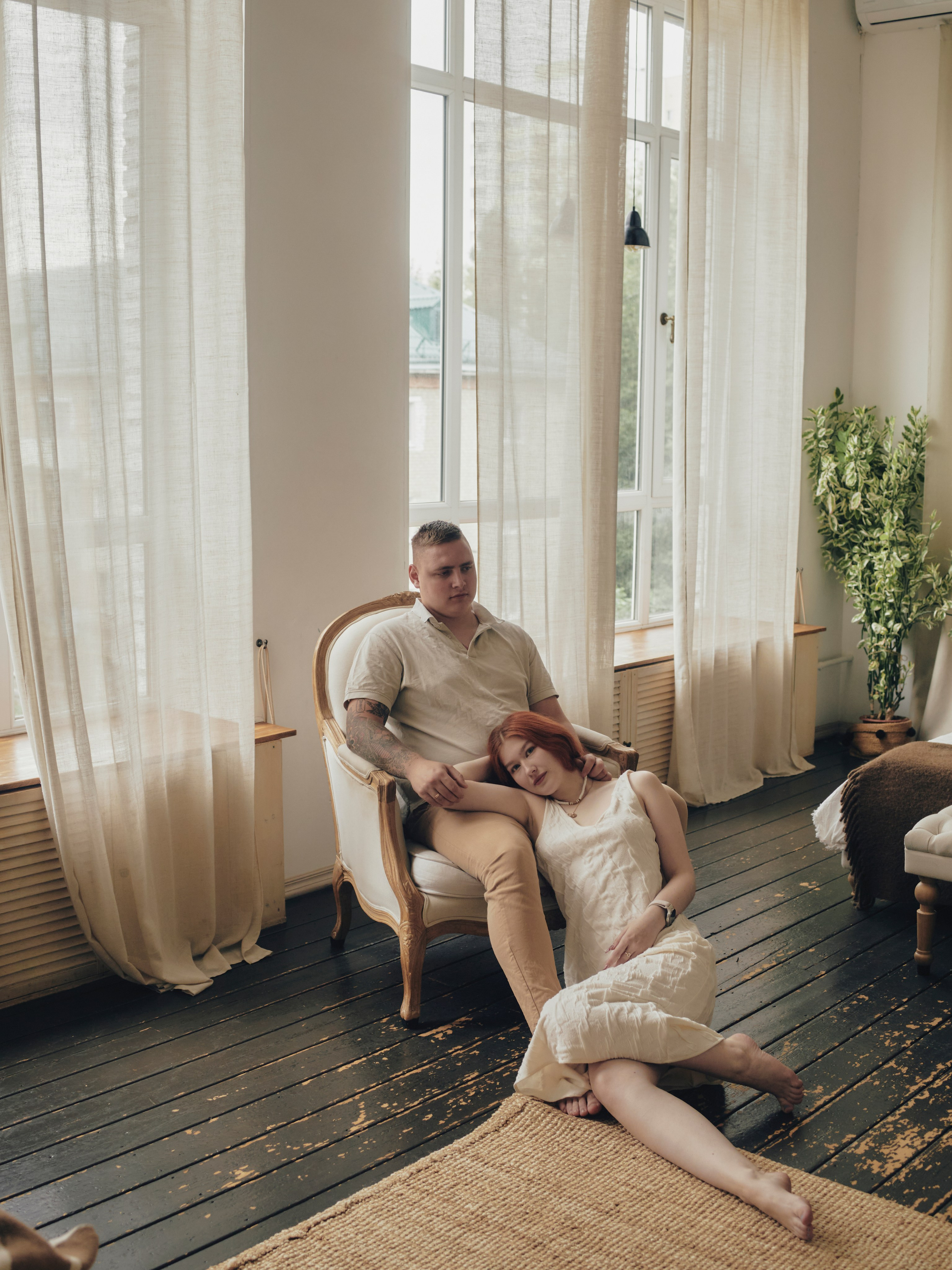 Студийная фотосессия прекрасной пары Арины и Юрия. Семейный и детский фотограф Майя Гришина