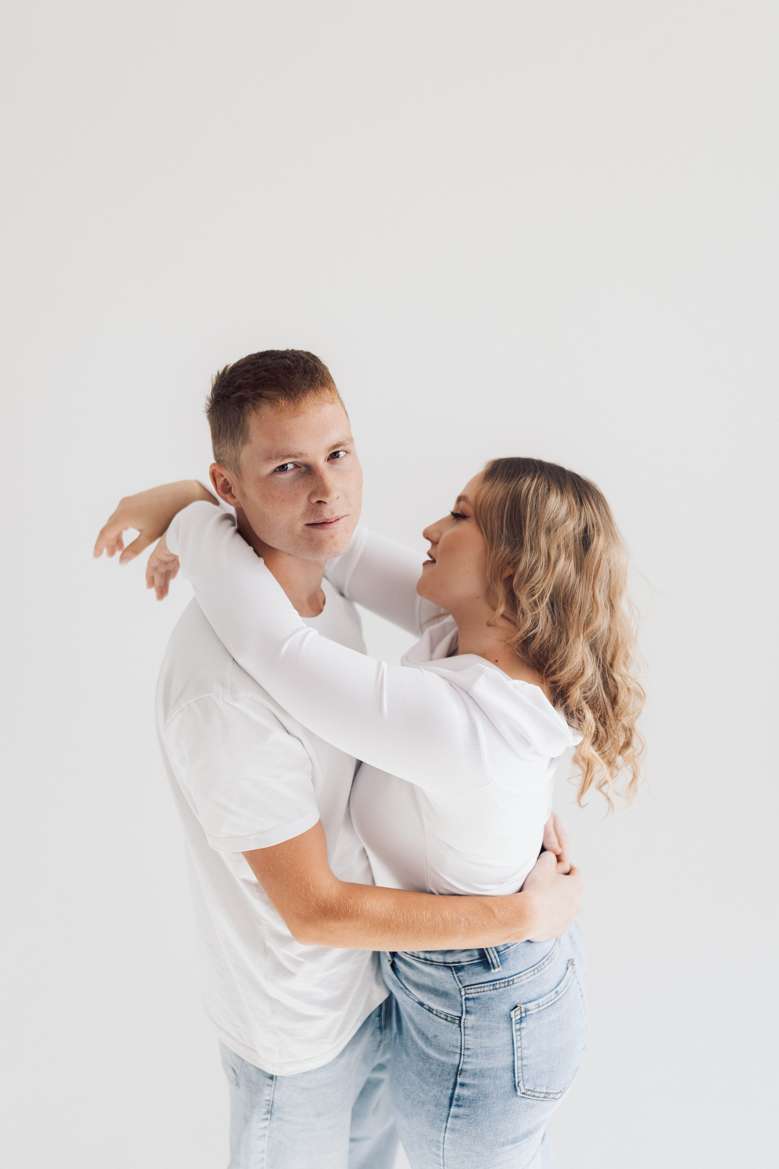 Фотосессия вдвоем, лав стори, предсвадебная фотосессия  Йошкар Ола. Свадебный и семейный фотограф Баева Дарья, город Йошкар — Ола