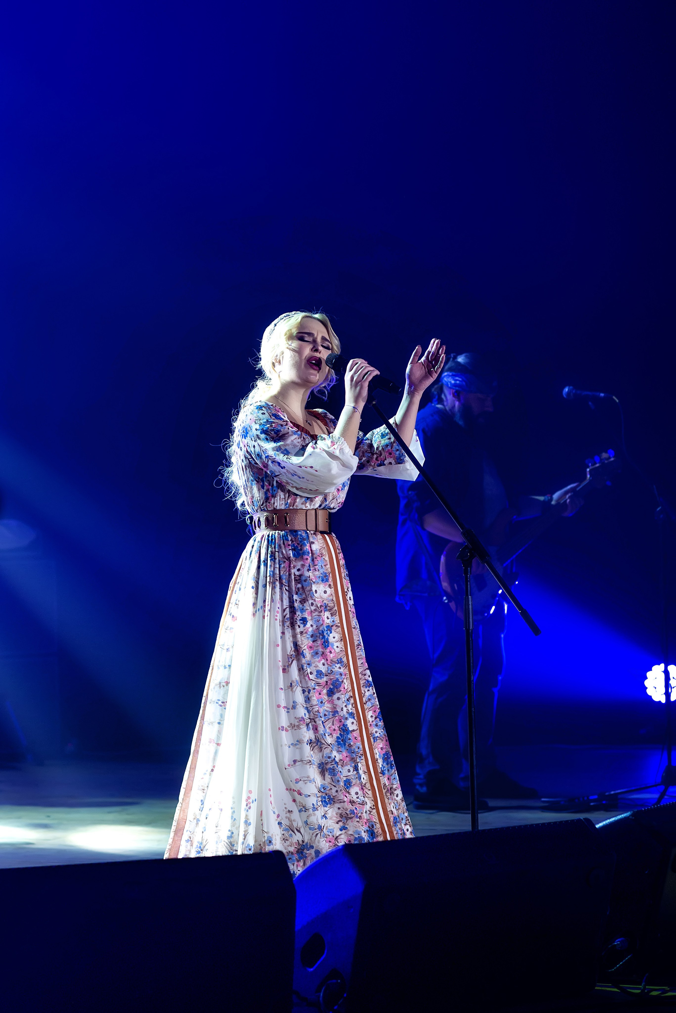 Концерт Пелагеи. Школьный, фэшн фотограф в Тюмени и в России Ирина Королева