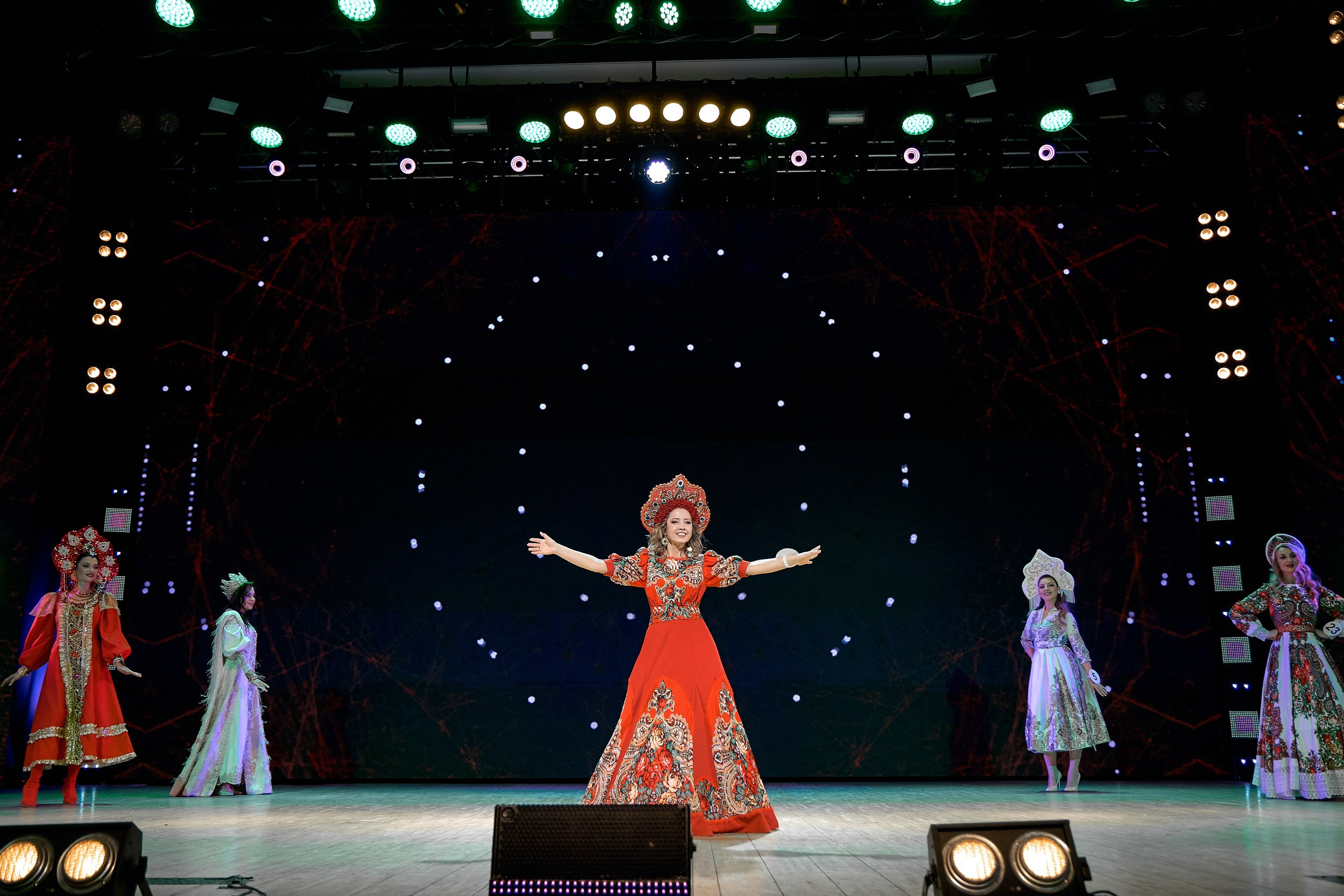 Мисс Алтай 2025. Свадебный репортажный и фуд фотограф в Барнауле Гайфулин Виталий