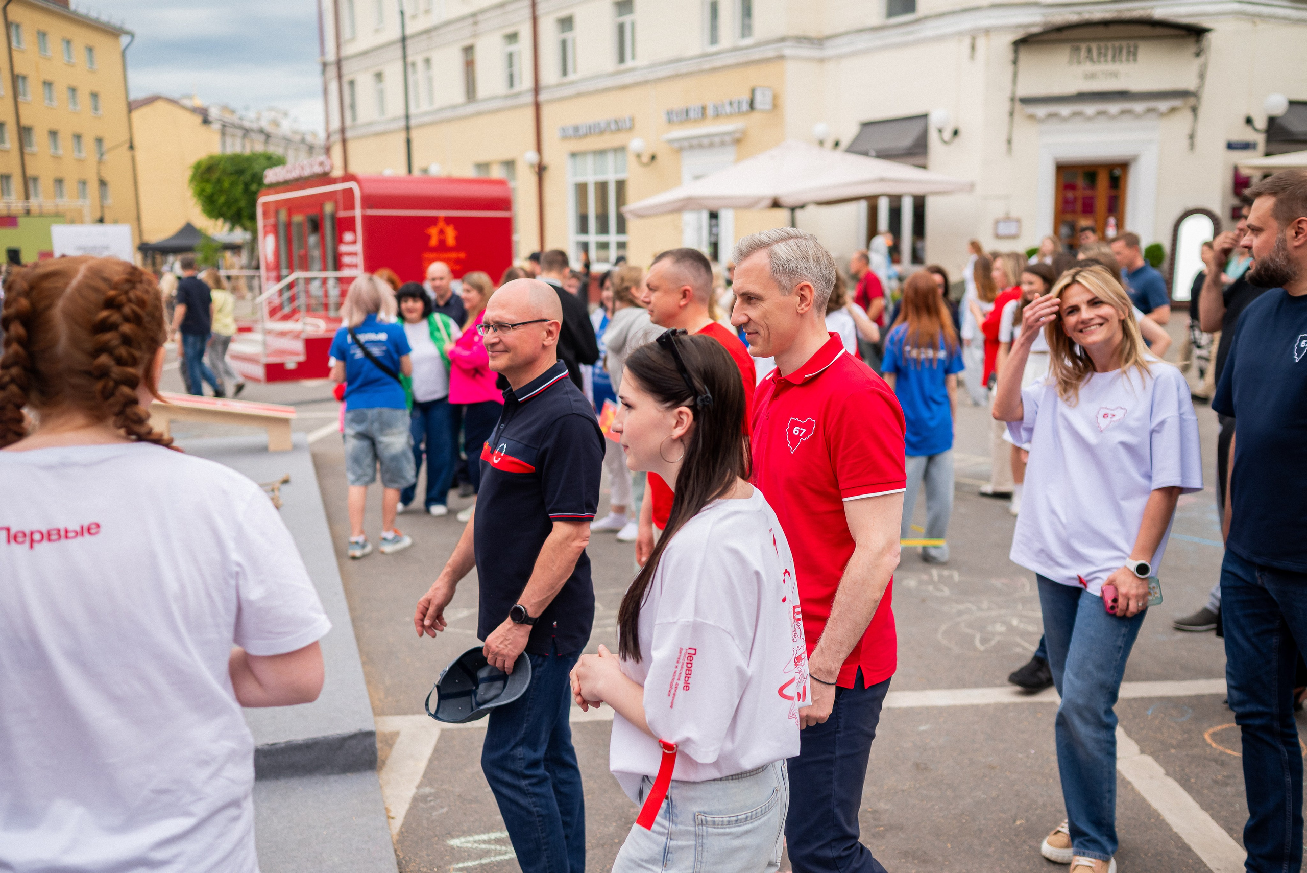День молодец в молодежной стиле России, Смоленск 27.06.26. Фотограф Исламова Лилия, Смоленск