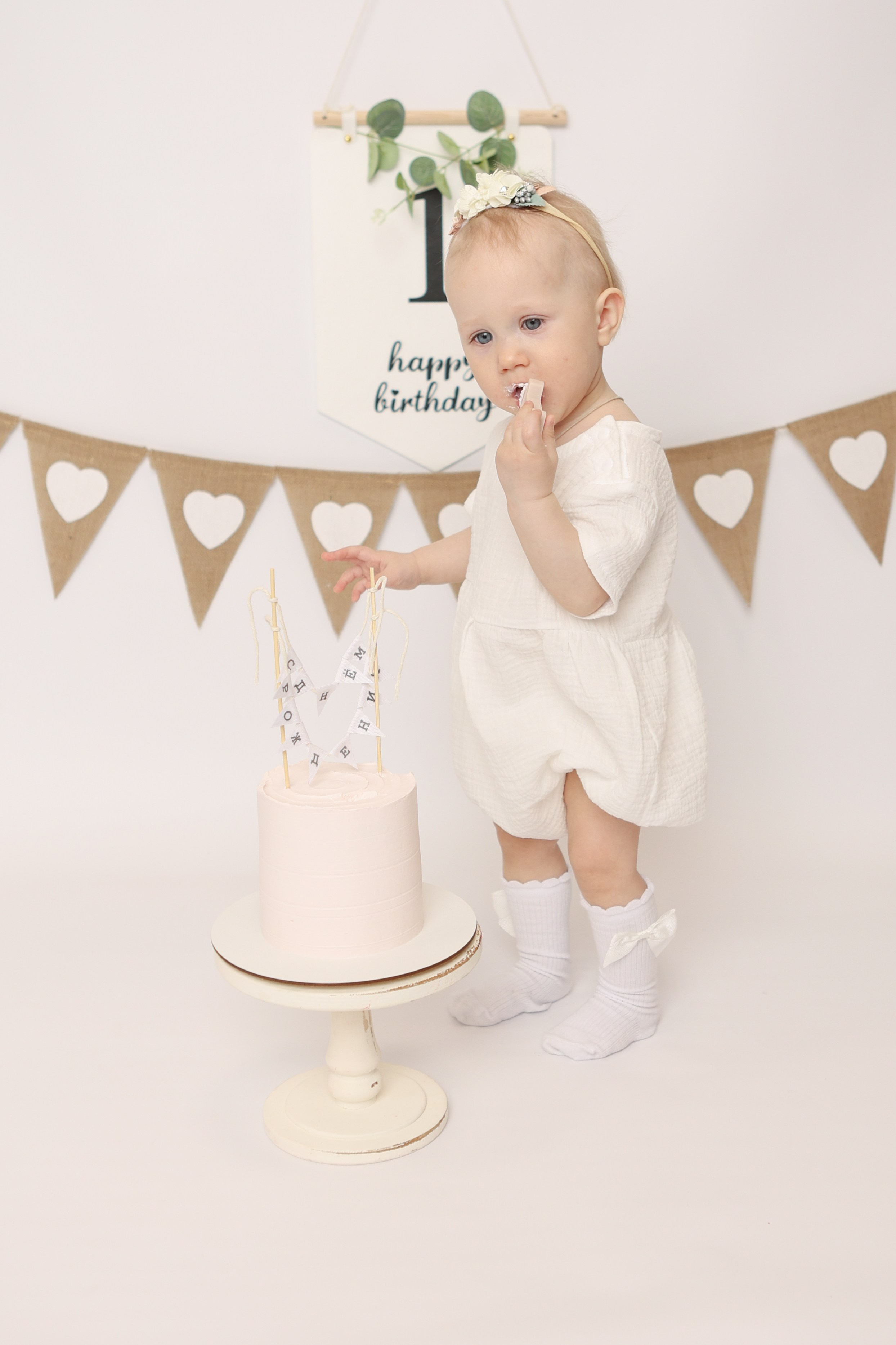 Крушение тортика. Фотограф новорожденных. Детский и семейный фотограф Марьяна Юдина