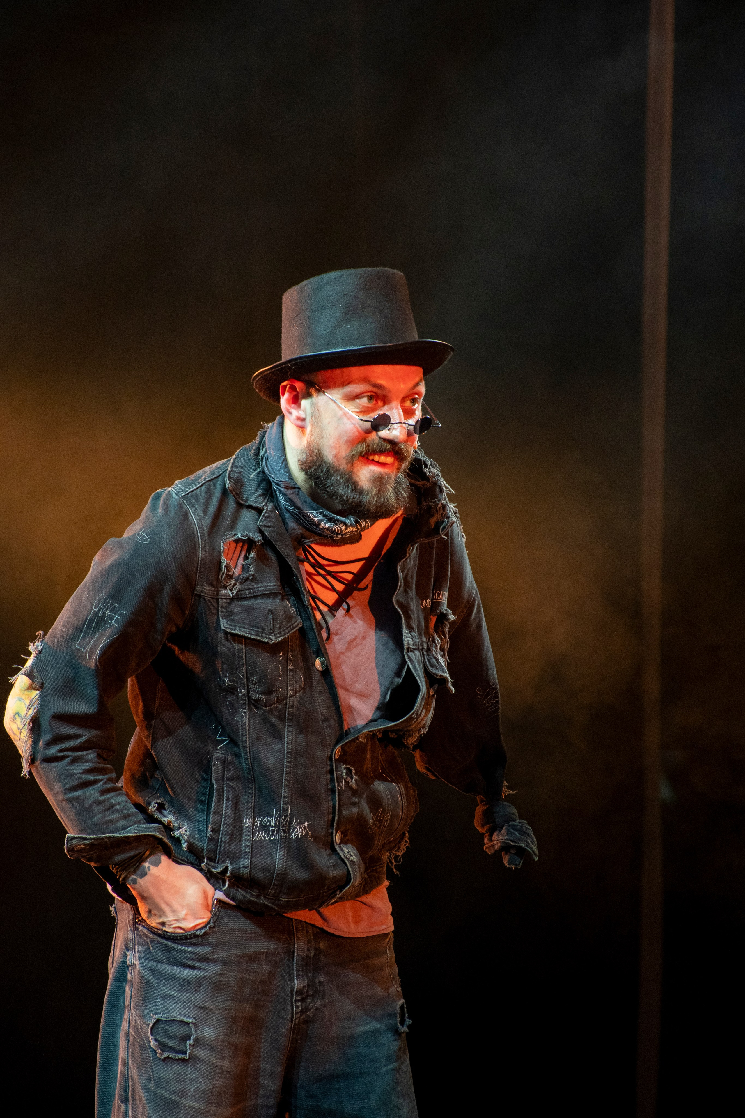 Театр И-Он, Люди и мыши. Семейный и детский фотограф Антон Зорин