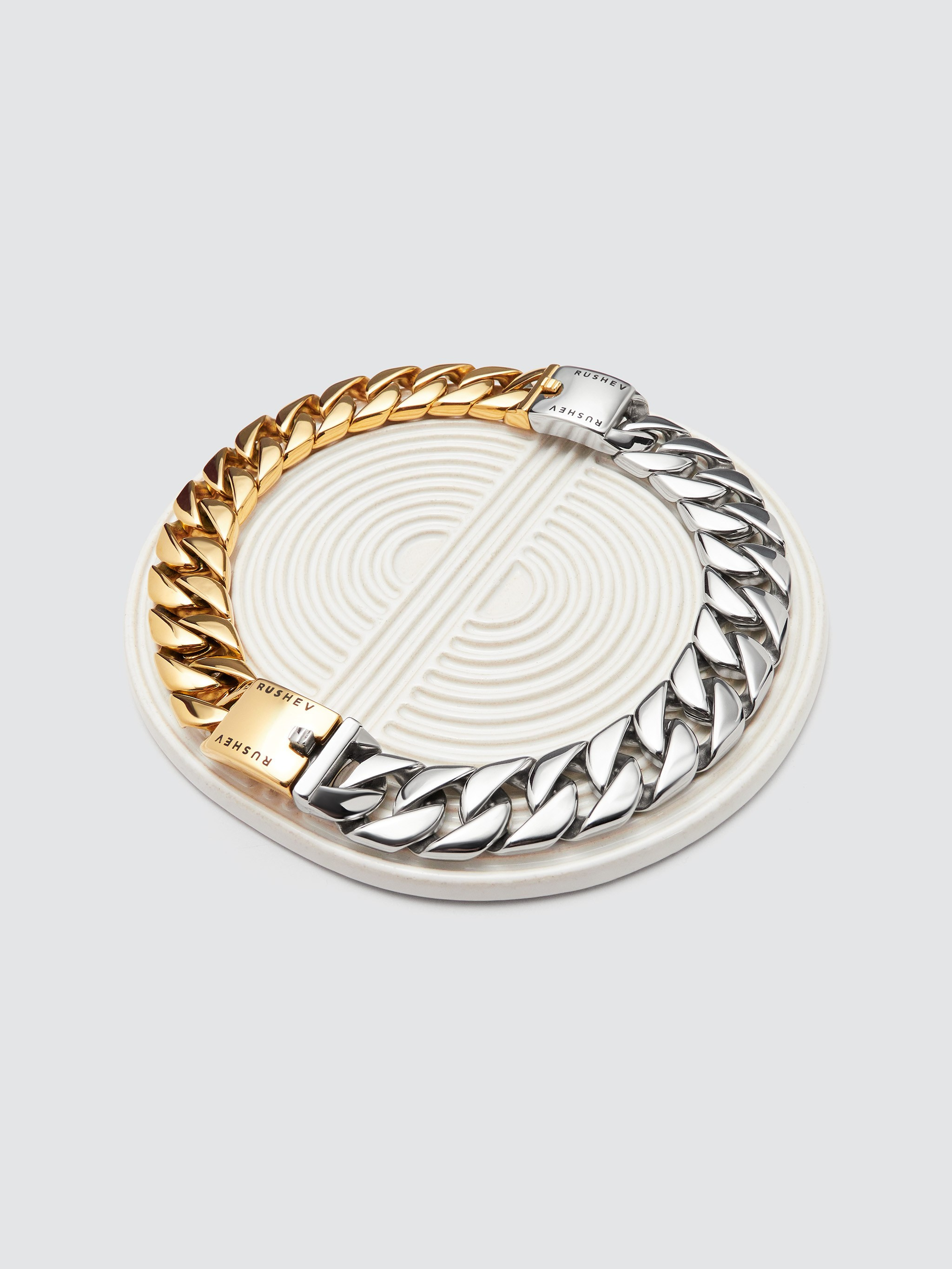 RUSHEV MATTERS. Коммерческий и художественный фотограф в Москве Плоскирев Валерий