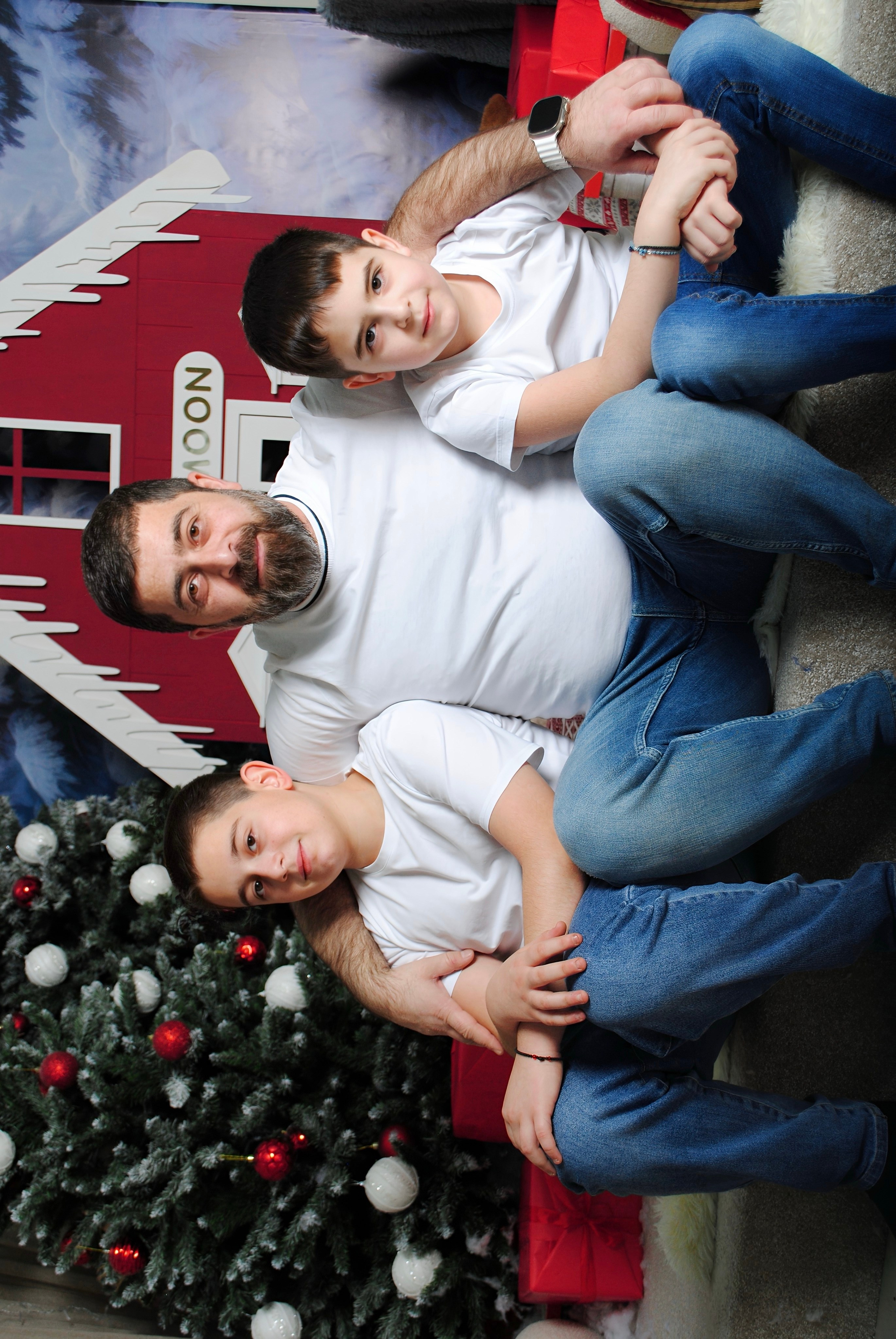 Мария и семья. Фотограф Мария Мусаелян