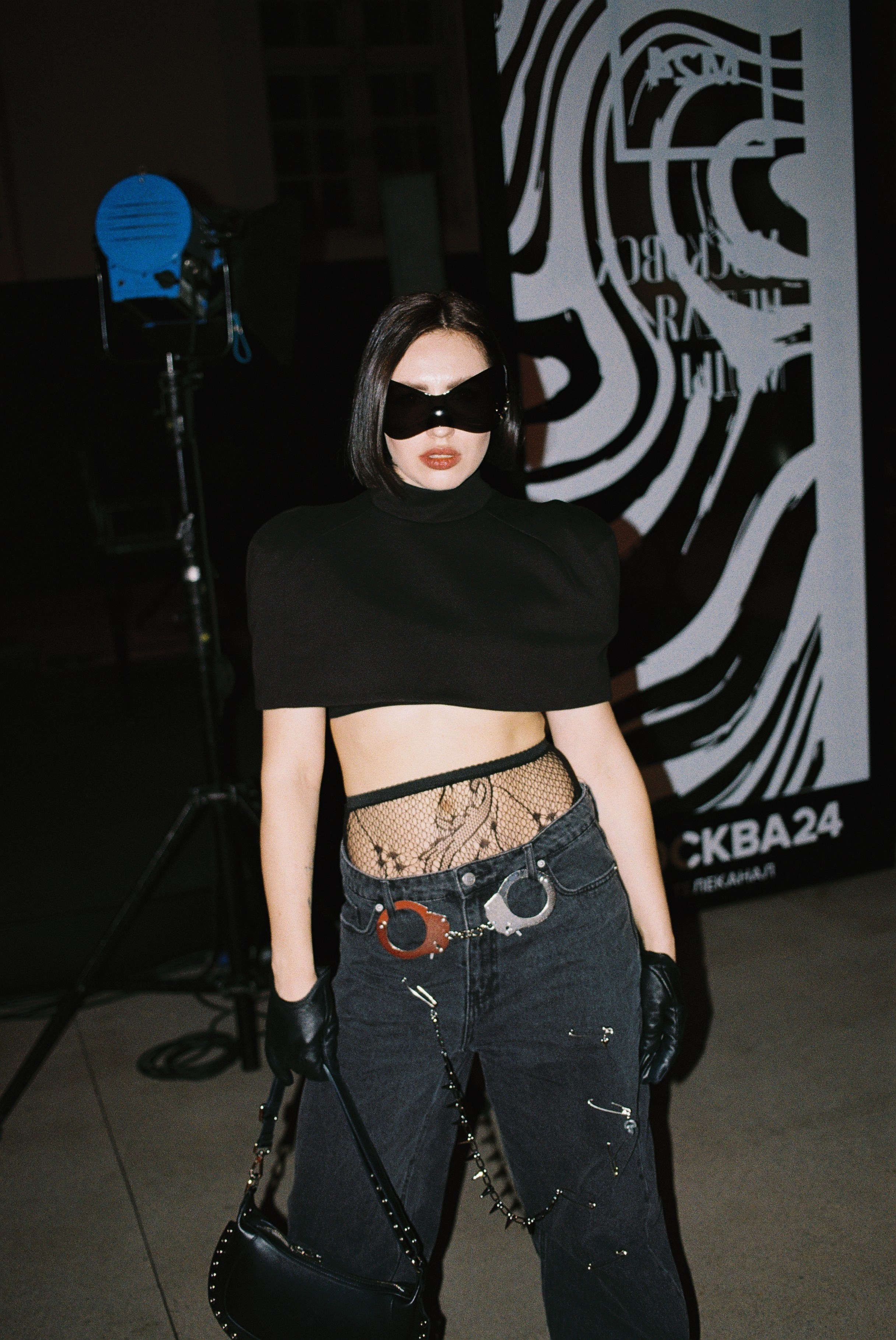 День 2. Плёночный фотограф Москва, Саша Звук