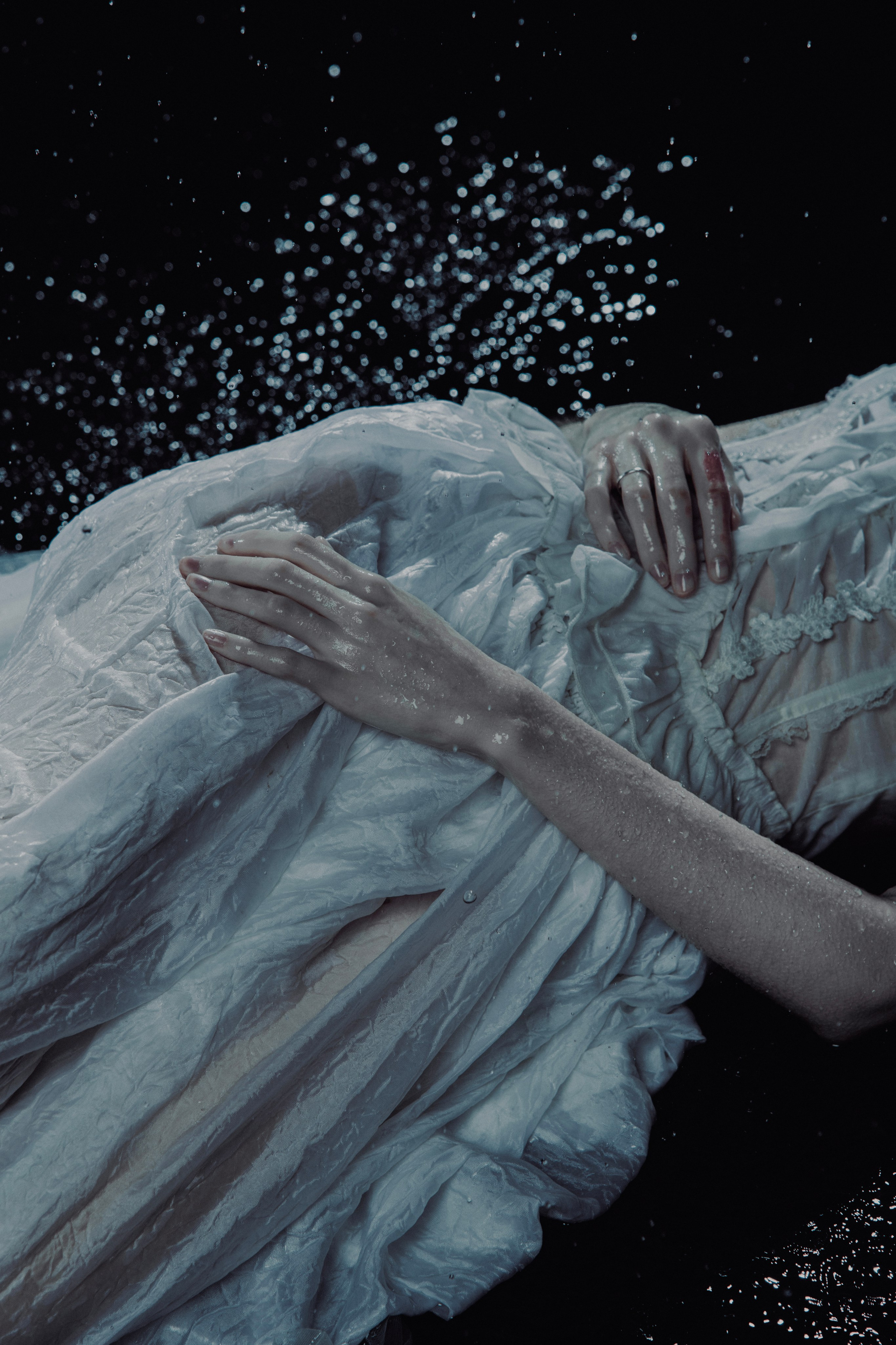 Труп невесты. Фотограф Anita Mivchas