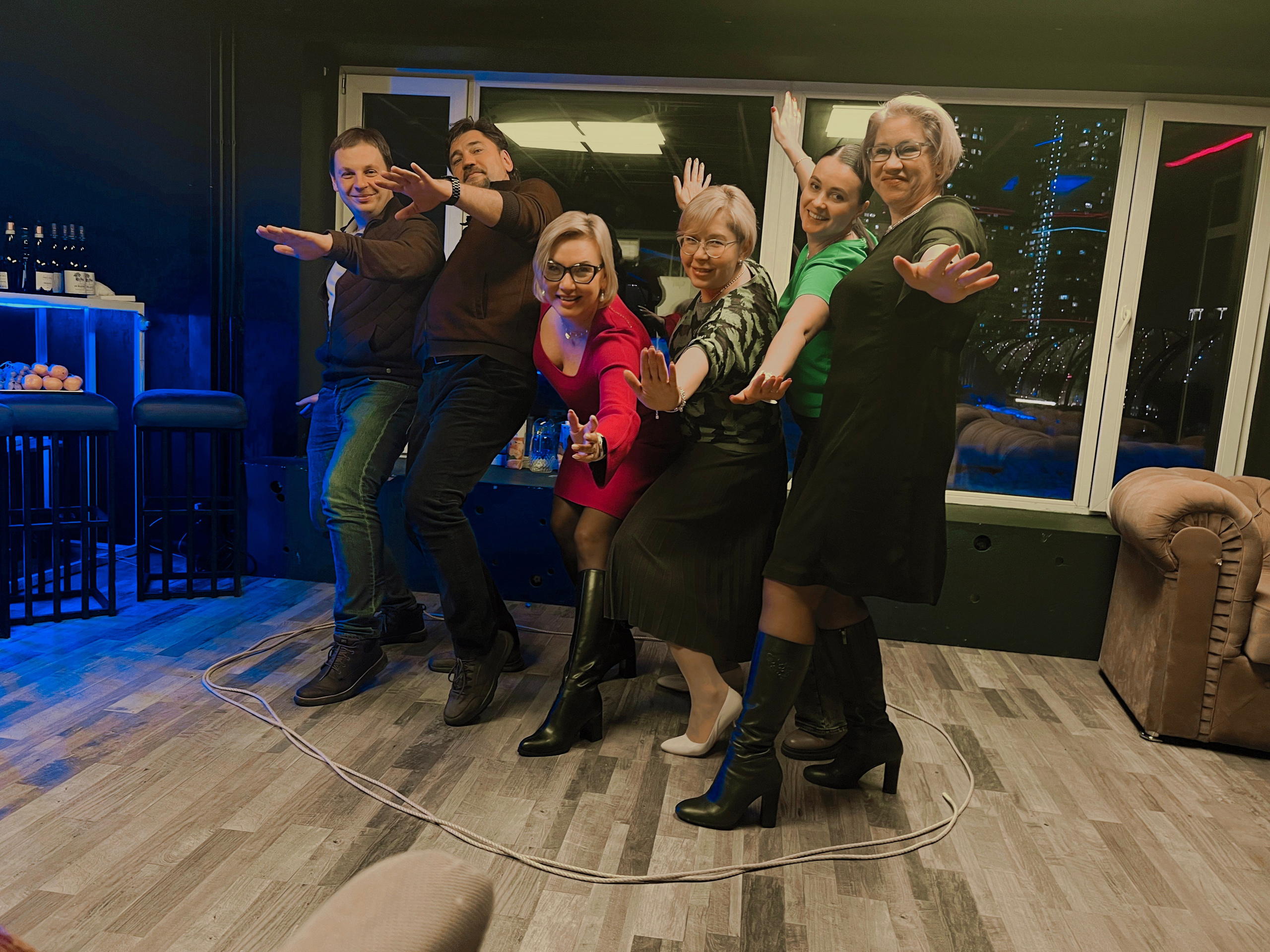 С НОВЫМ ГОДОМ: корпоратив Pastorkalt. КАРАМБОЛА: Организация праздников в Москве