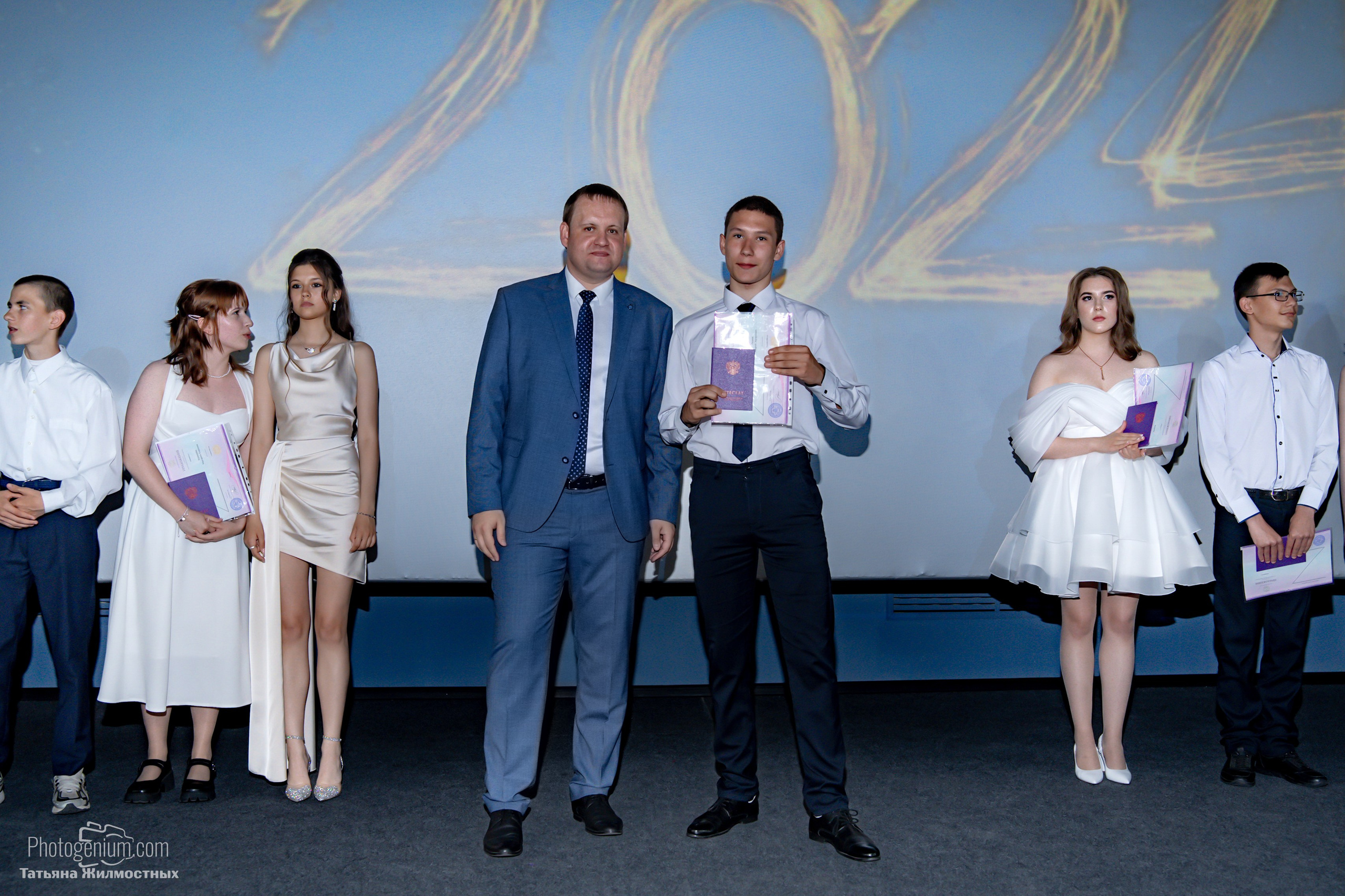 Выпускной 9"Д» класс школа № 35. Фотограф Нижний Новгород Татьяна Кейод