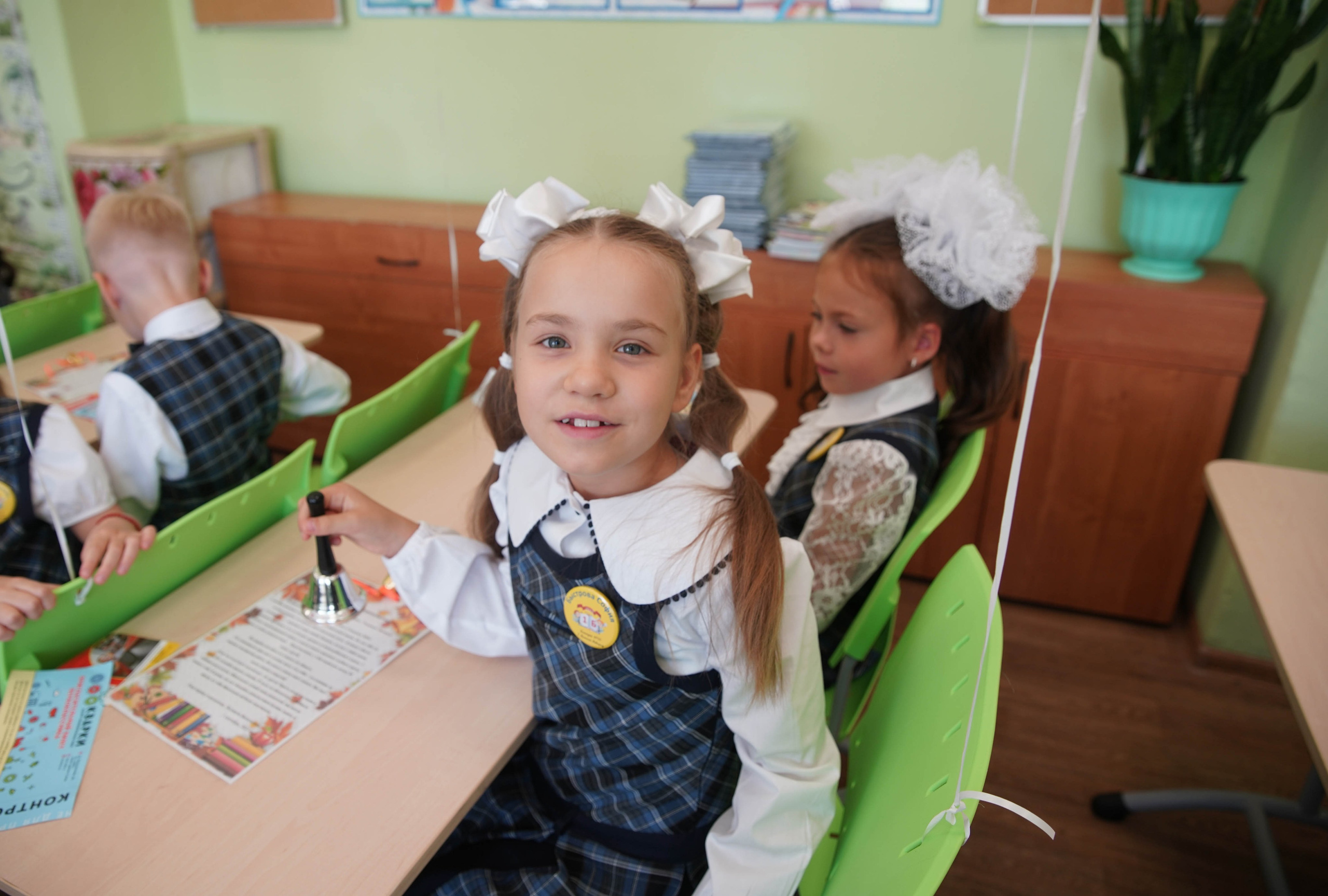 Первый класс линейка, в классе, портреты. Семейный и детский фотограф в Нижнем Новгороде
