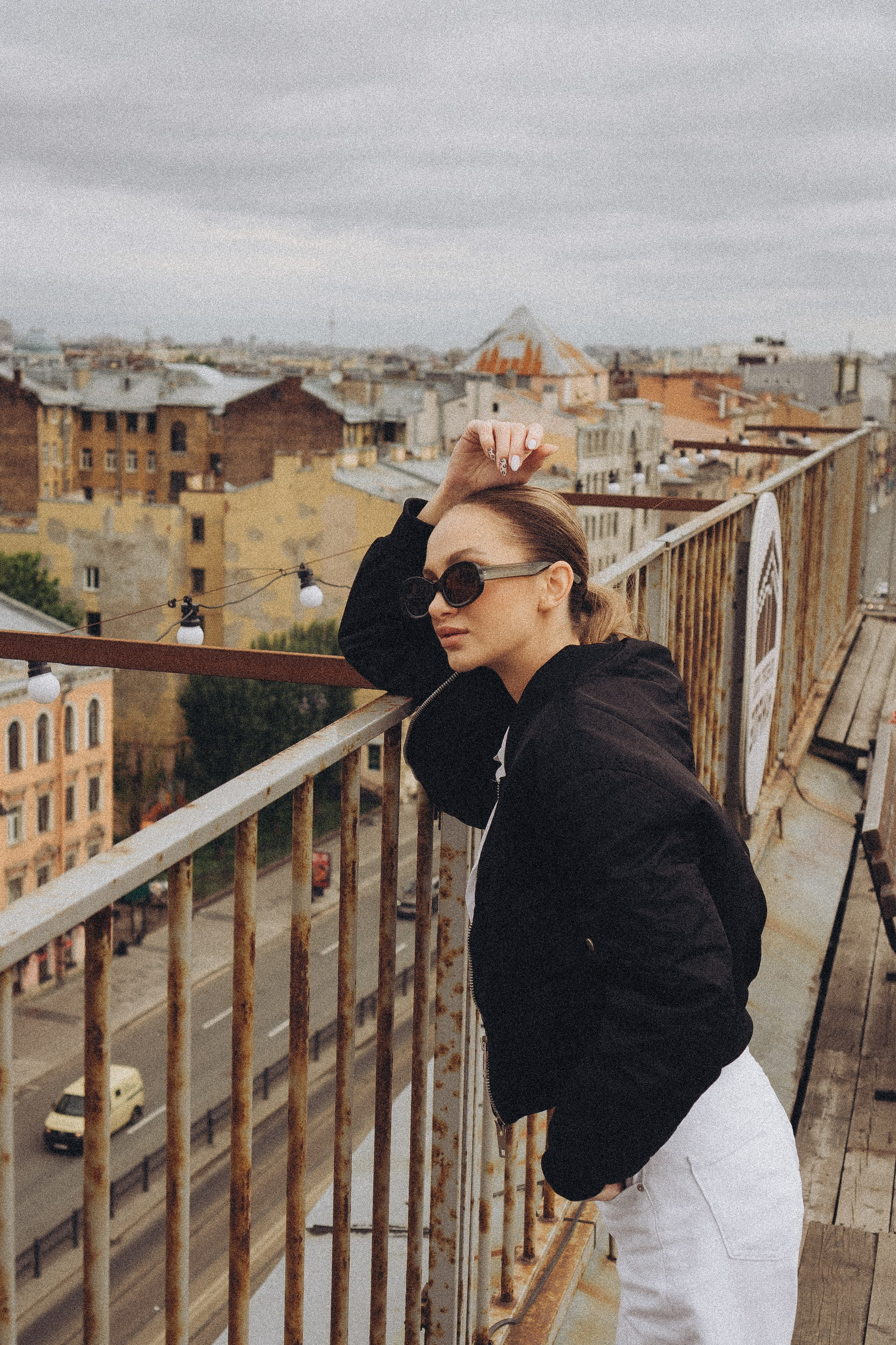 МЫ ГУЛЯЛИ ПРО КРЫШАМ ПИТЕРА. Профессиональный фотограф, Санкт-Петербург — Виктория Богомолова