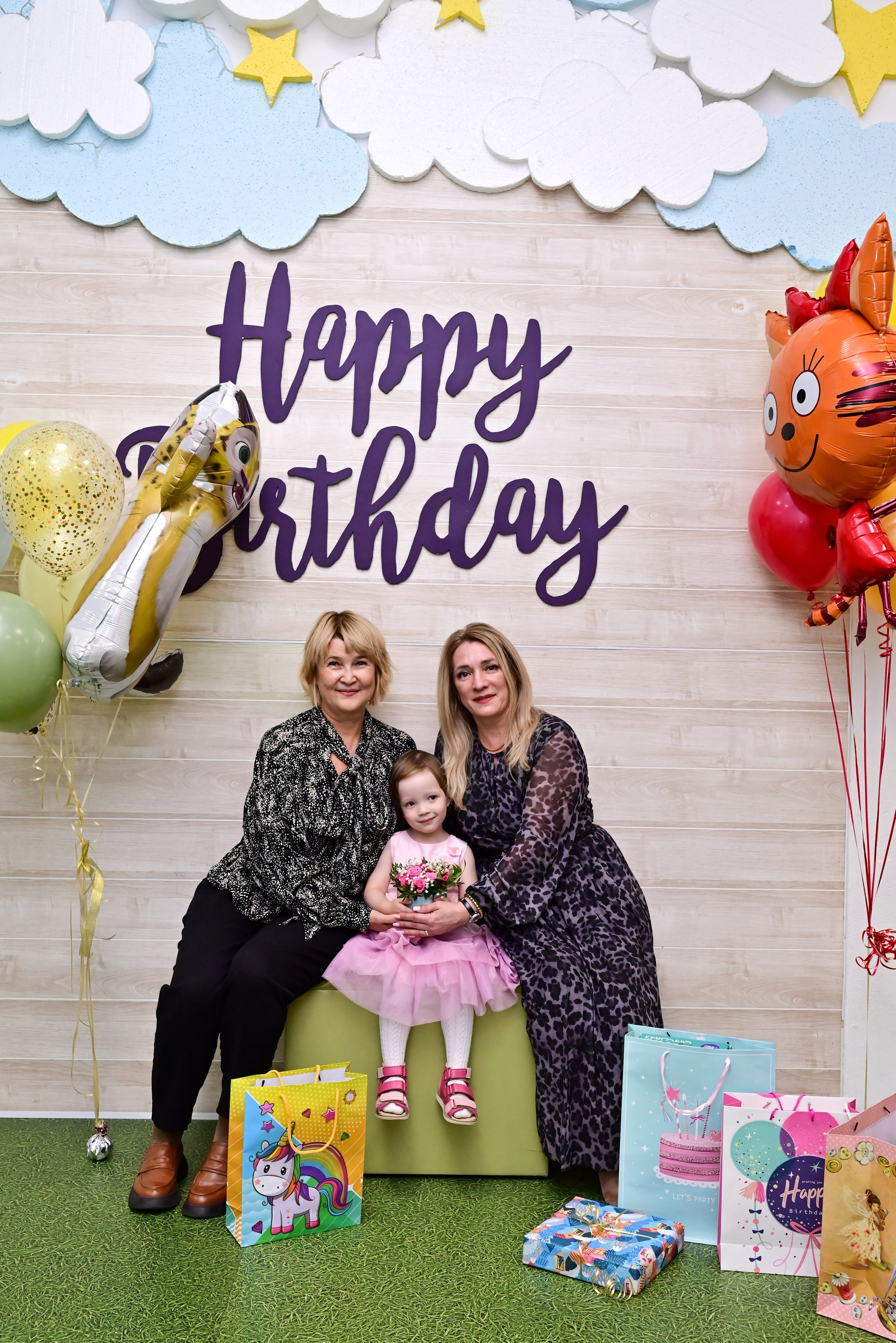 День рождения Мирославы. Семейный и детский фотограф Лариса Ерданова в Екатеринбурге