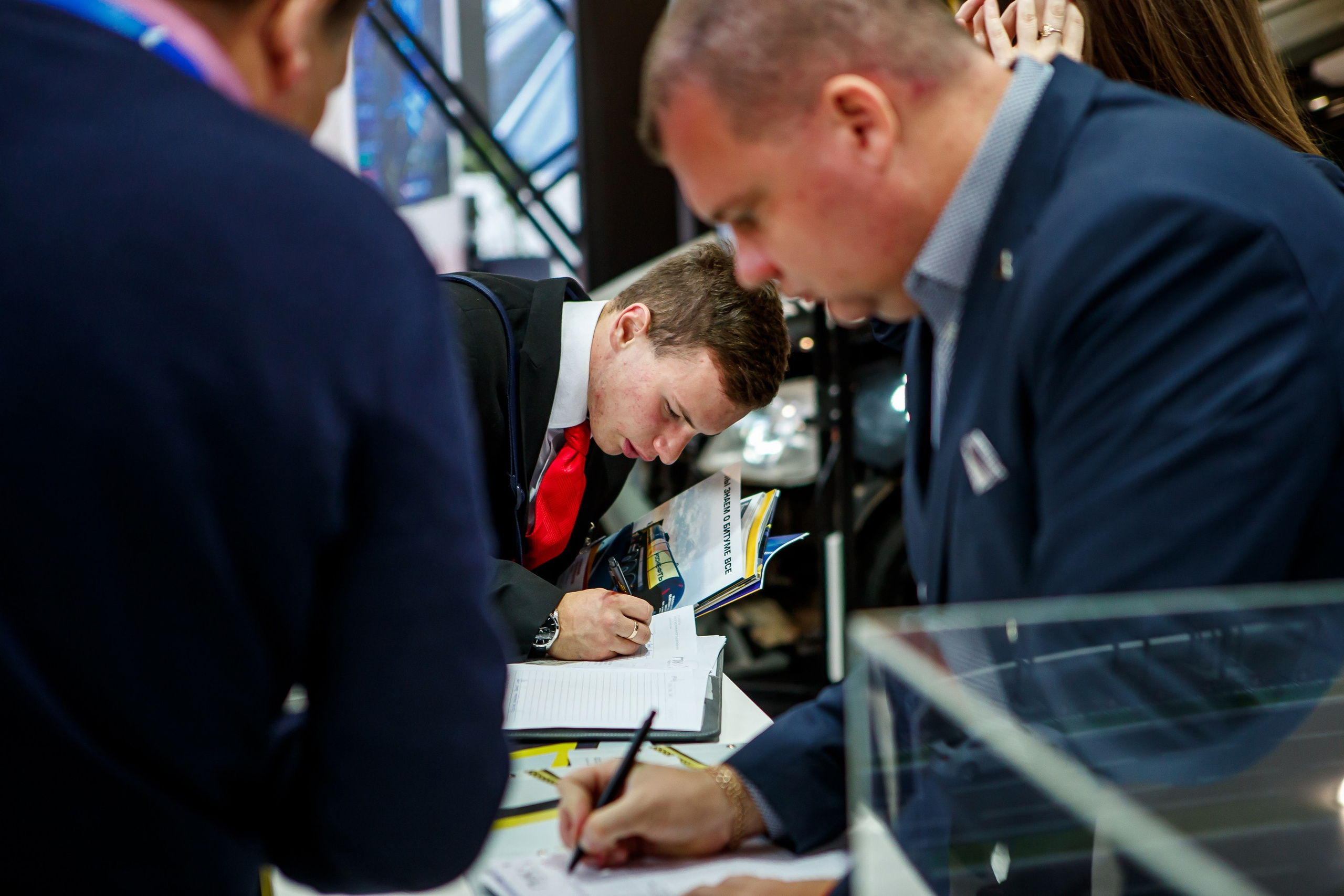 Фотосъёмка работы стенда для Предприятия ПИК. Фотограф на выставку в Москве