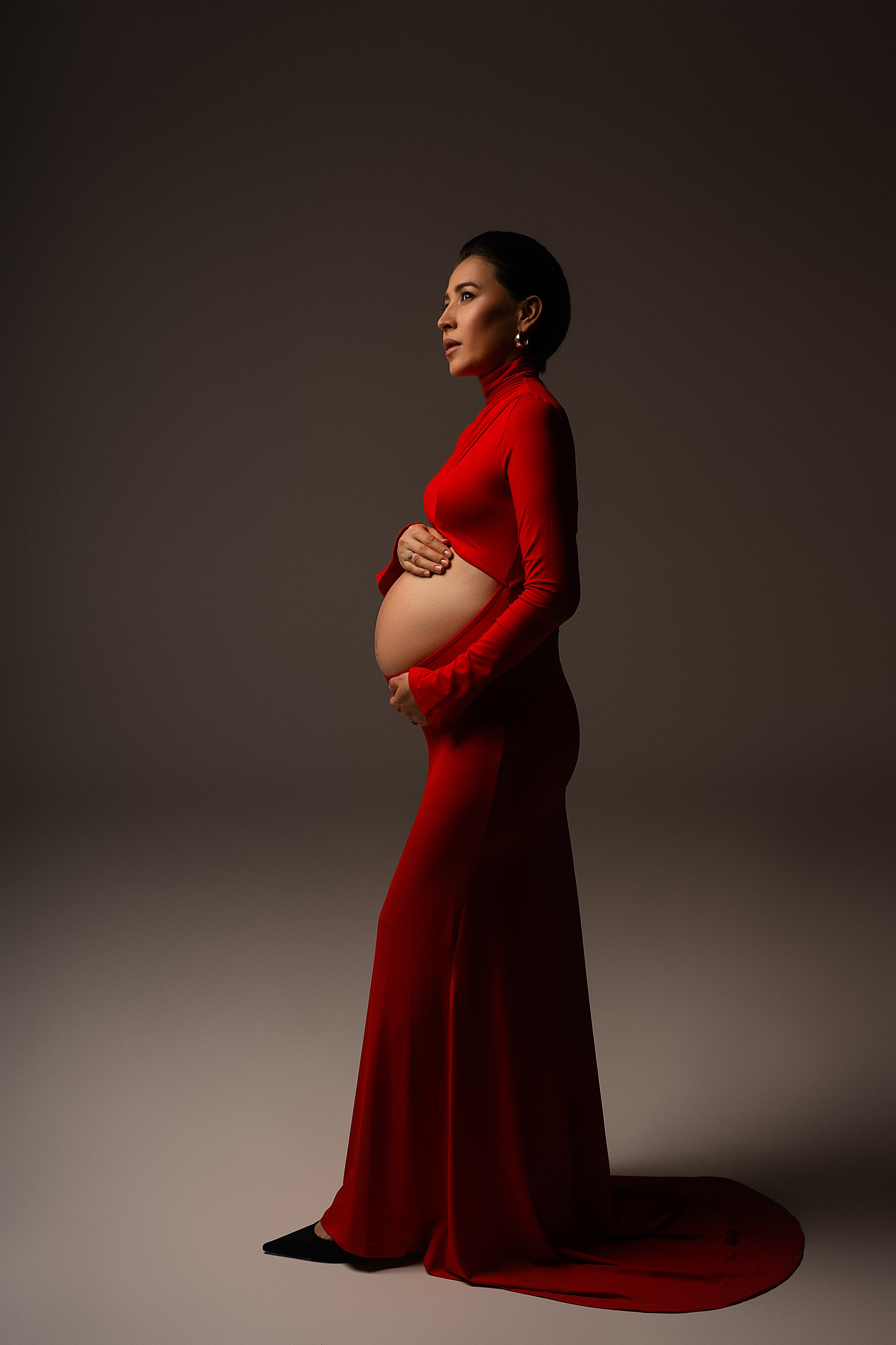 Беременность. Студийная съёмка. Фотограф беременности в Омске Татьяна Медведева