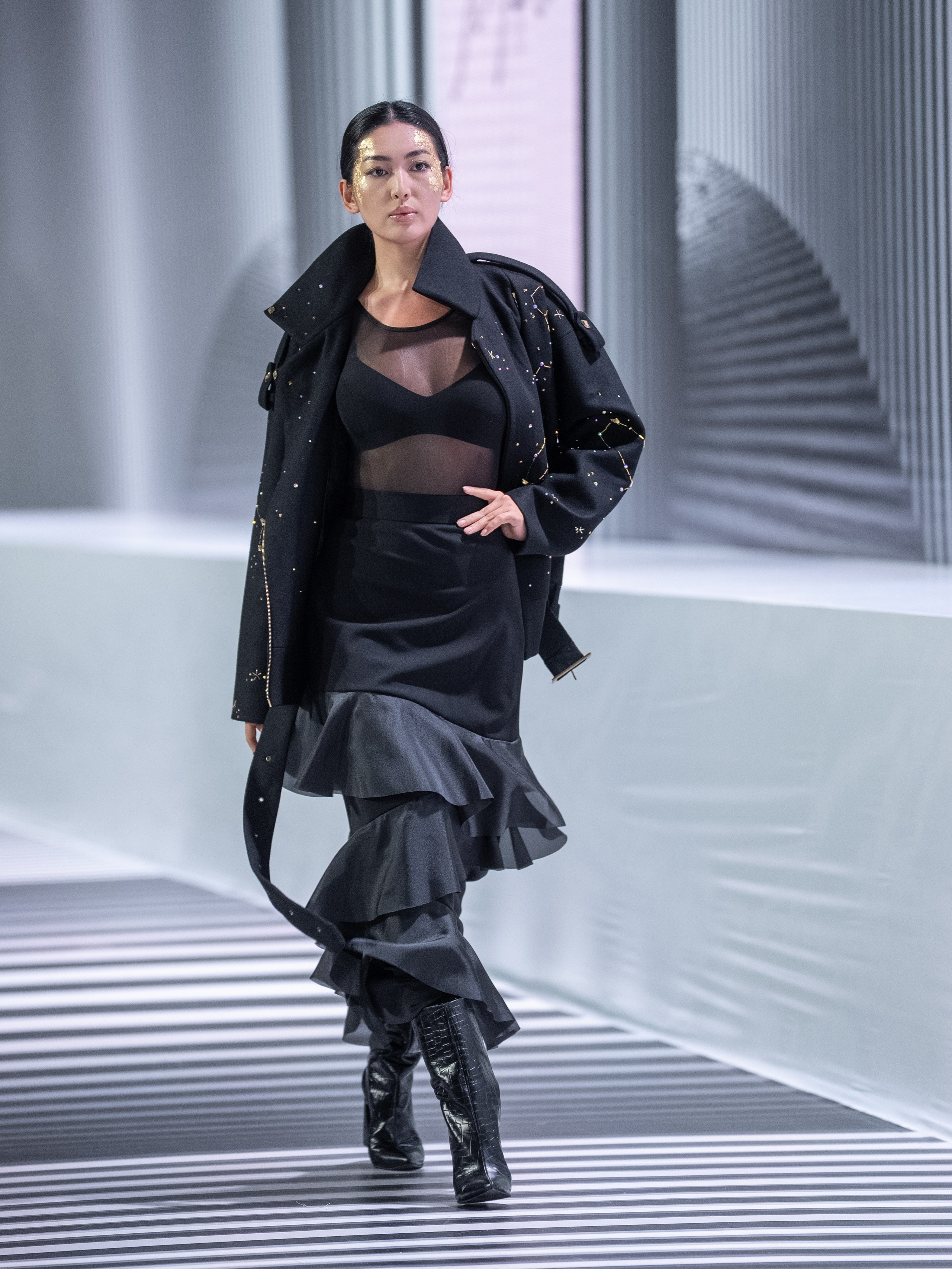 JENYA BER (Евгения Березуцкая, Россия). Сайт Алматинского НЮ АРТ, будуар и фэшн фотографа Дениса Карпенко