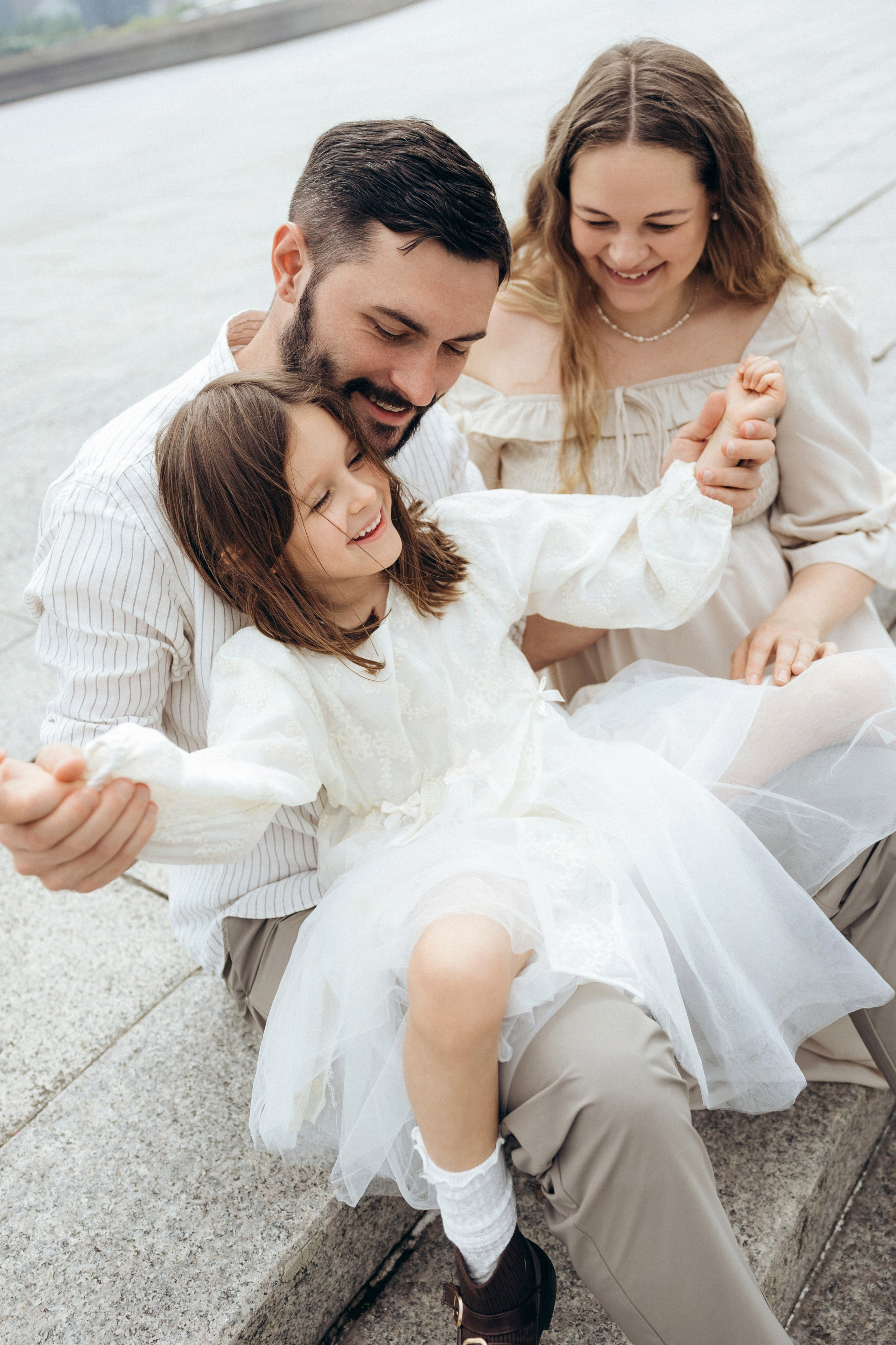 Outside. Family photographer Akulova Natalia in Shanghai, China