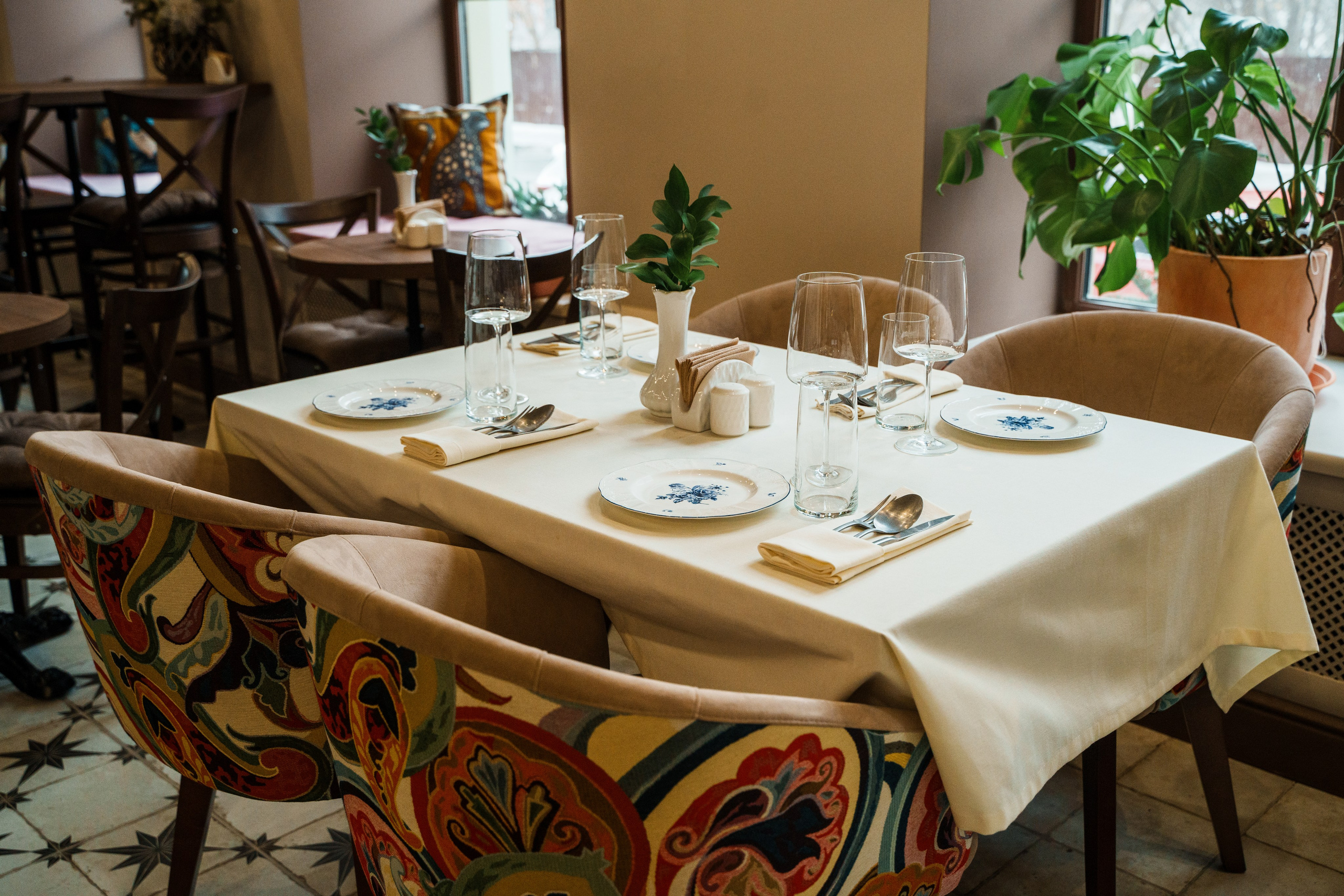 Кафе «Лисы, спички, два стола». Фотограф Казань