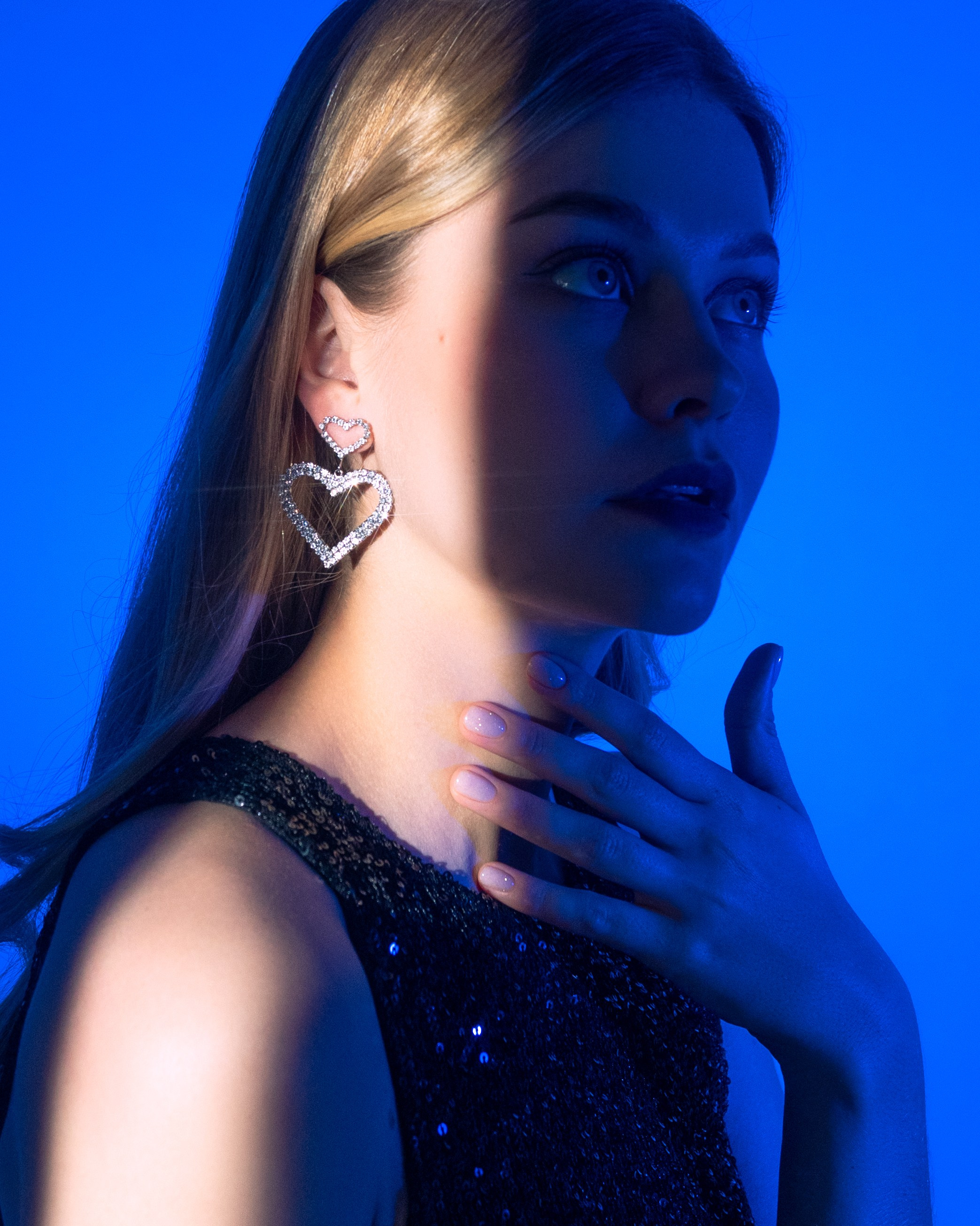 Фотограф Китае съёмках ювелирных украшений для маркетплейс. Коммерческий и предметный фотограф в Гуанчжоу Коваленко Александр