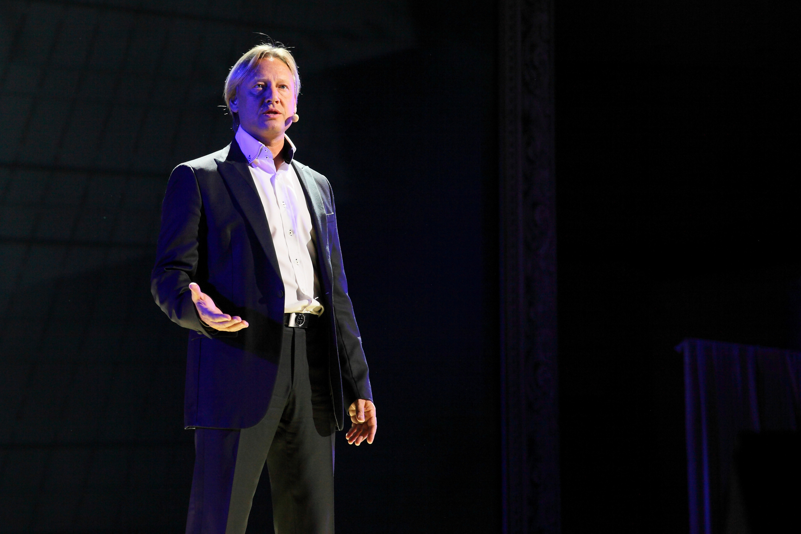 День Рождения в доме музыки. Фотограф ваших самых ярких событий в Москве и СПБ. Збронская Юлия